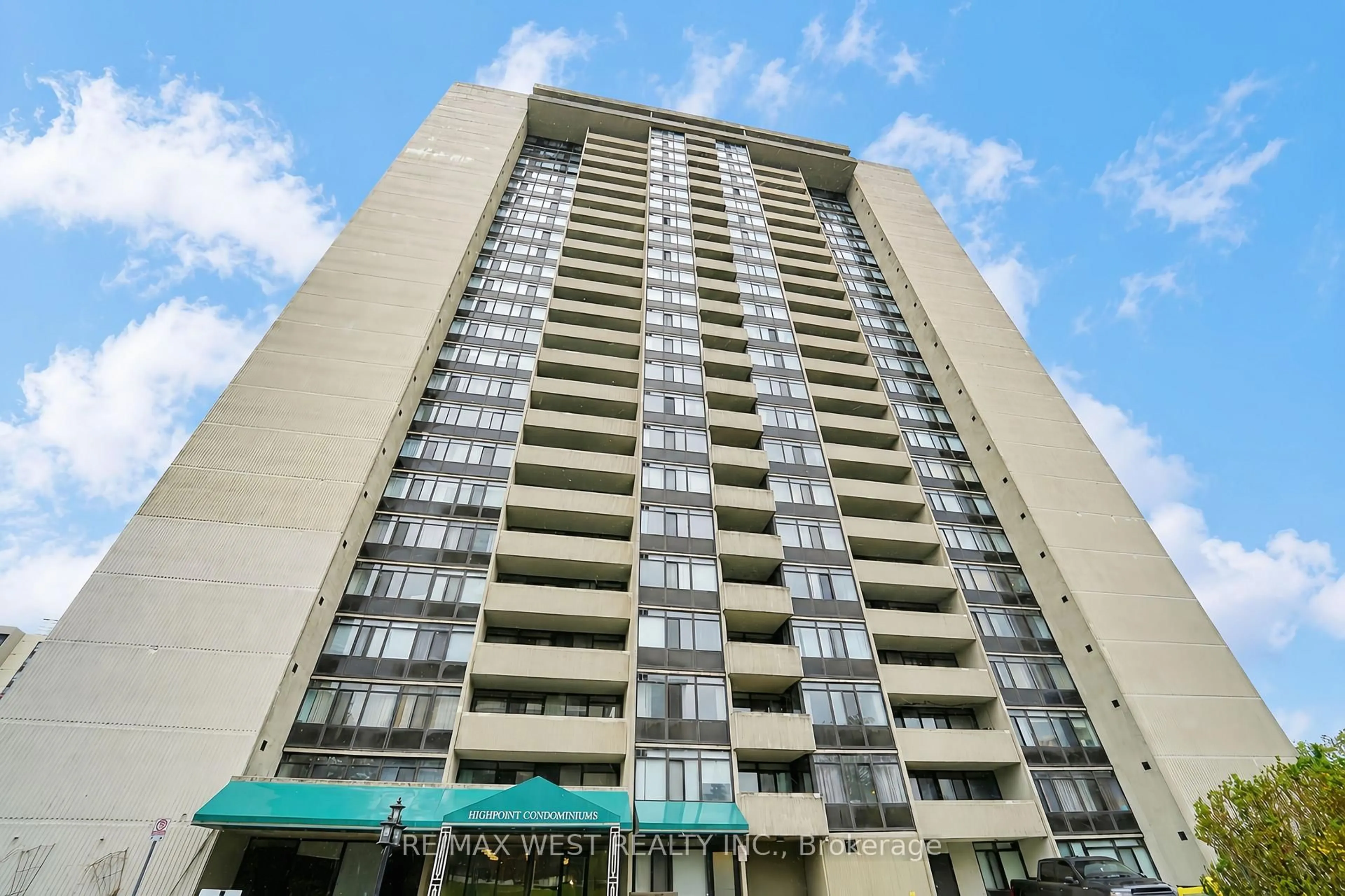 Indoor foyer for 3300 Don Mills Rd #510, Toronto Ontario M2J 4X7