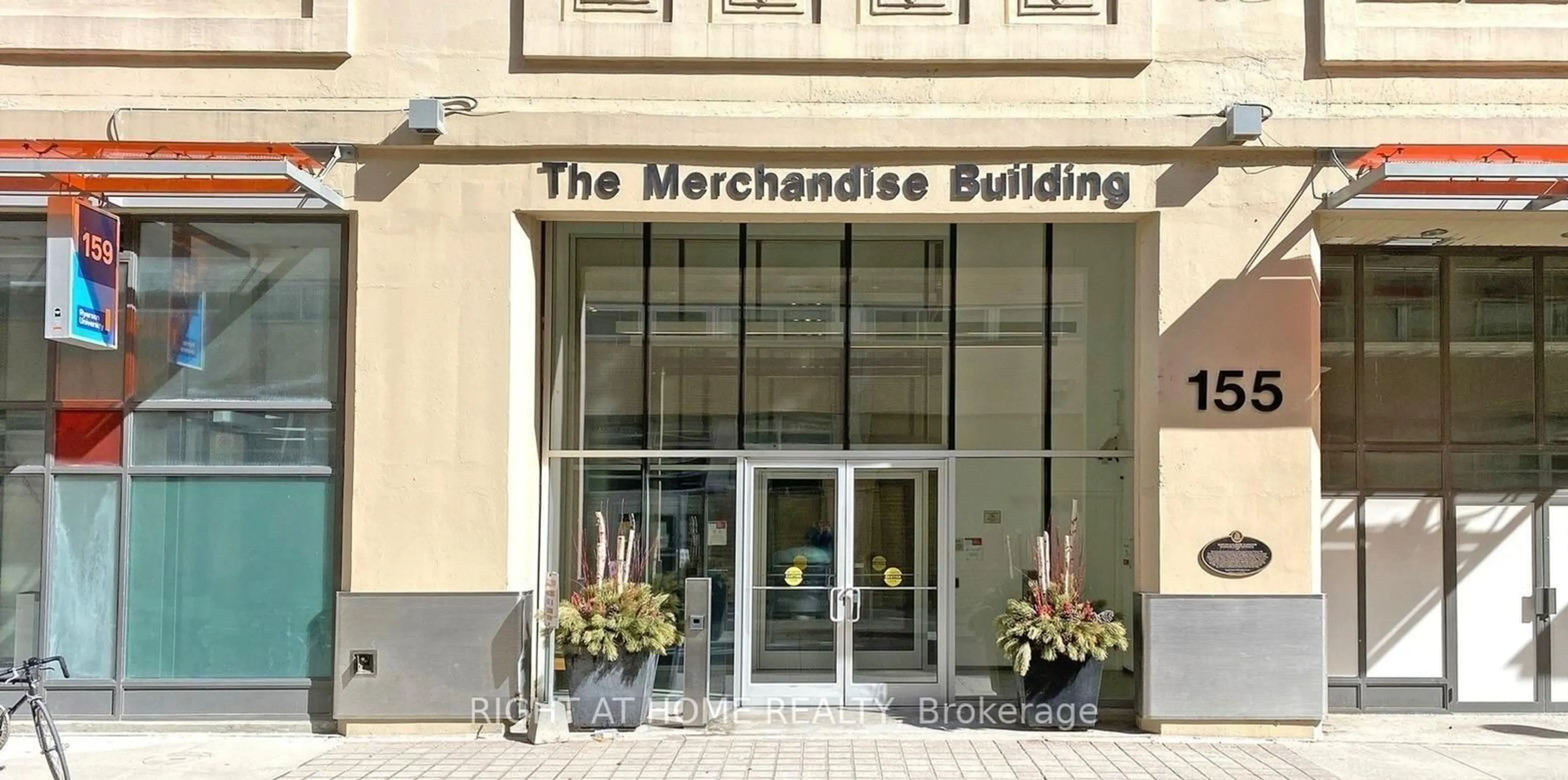 Lobby for 155 Dalhousie St #538, Toronto Ontario M5B 2P7