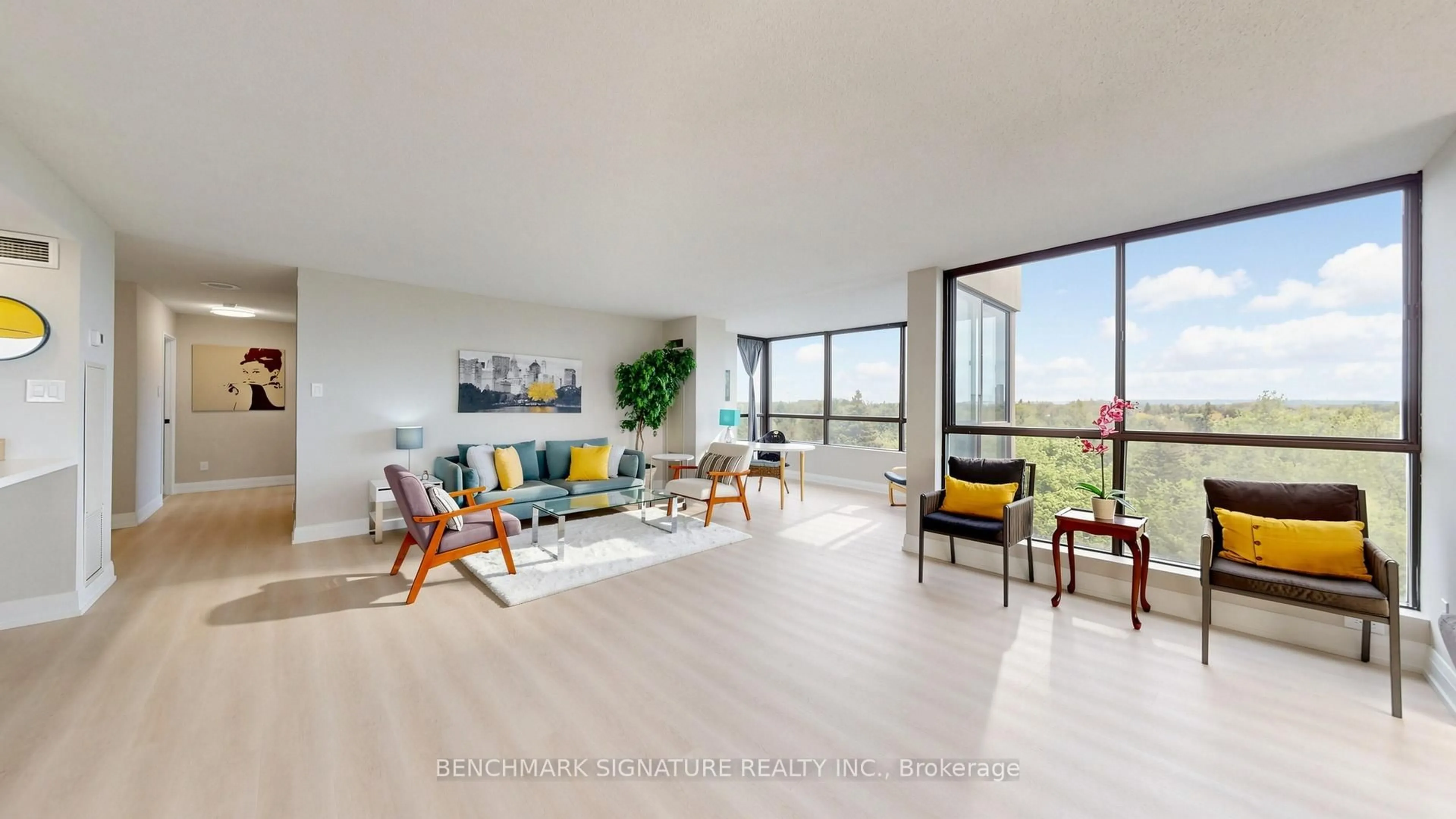 Living room with furniture, wood/laminate floor for 131 Torresdale Ave #706, Toronto Ontario M2R 3T1
