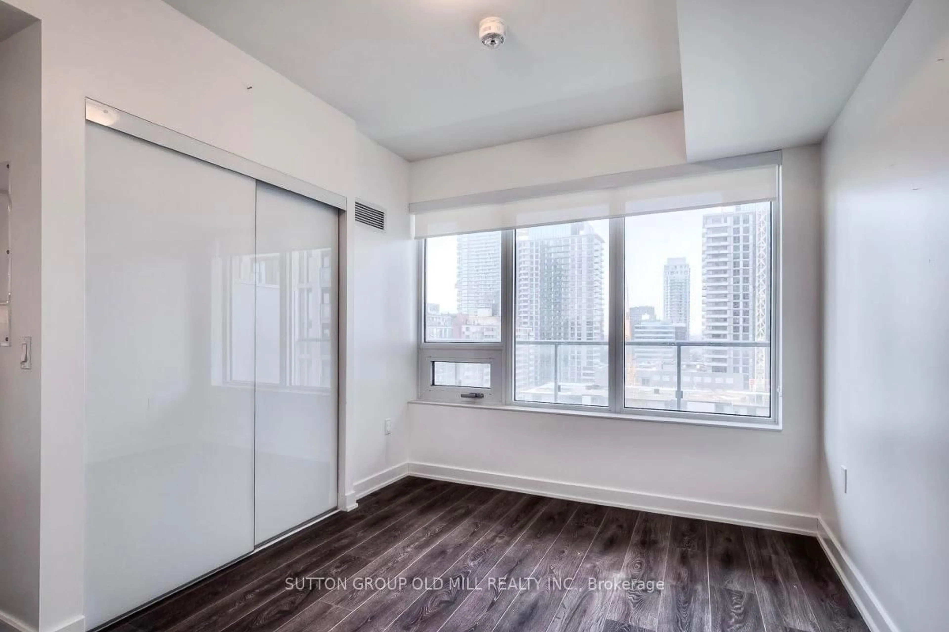 A pic of a room for 195 Redpath Ave #1411, Toronto Ontario M4P 0E4