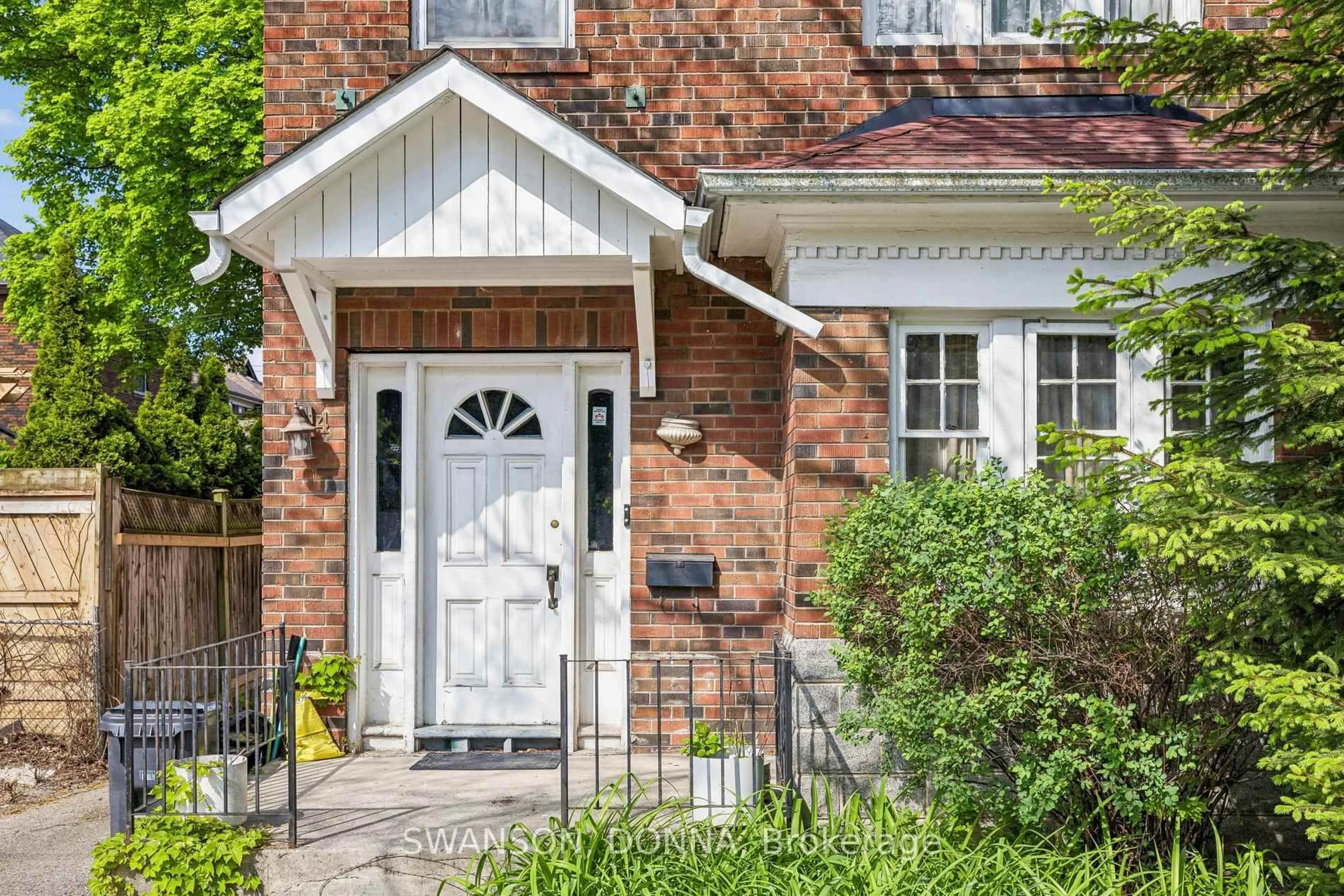 Home with brick exterior material, street for 4 Preston Pl, Toronto Ontario M4N 2S9