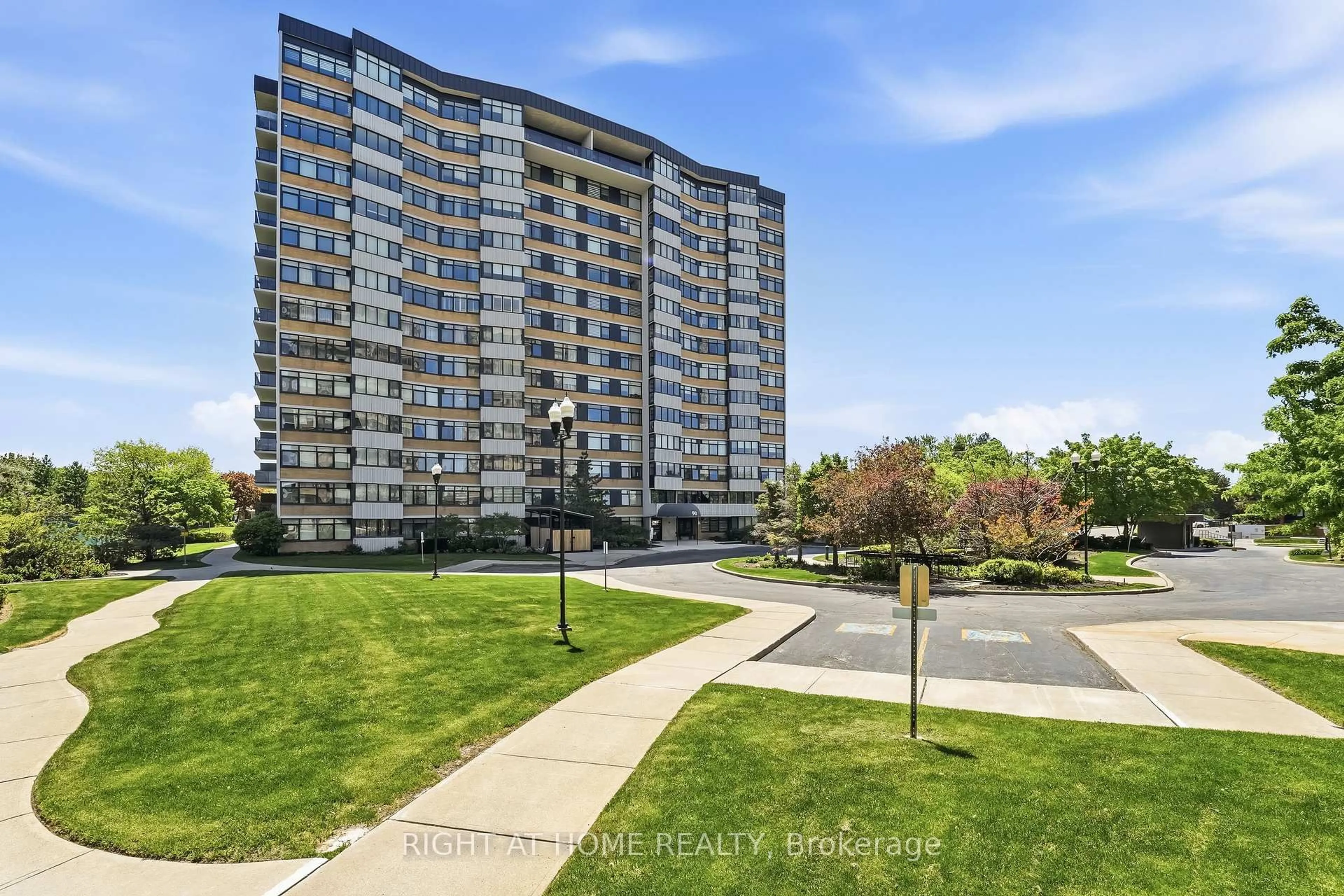 A pic from outside/outdoor area/front of a property/back of a property/a pic from drone, unknown for 90 Fisherville Rd #507, Toronto Ontario M2R 3J9
