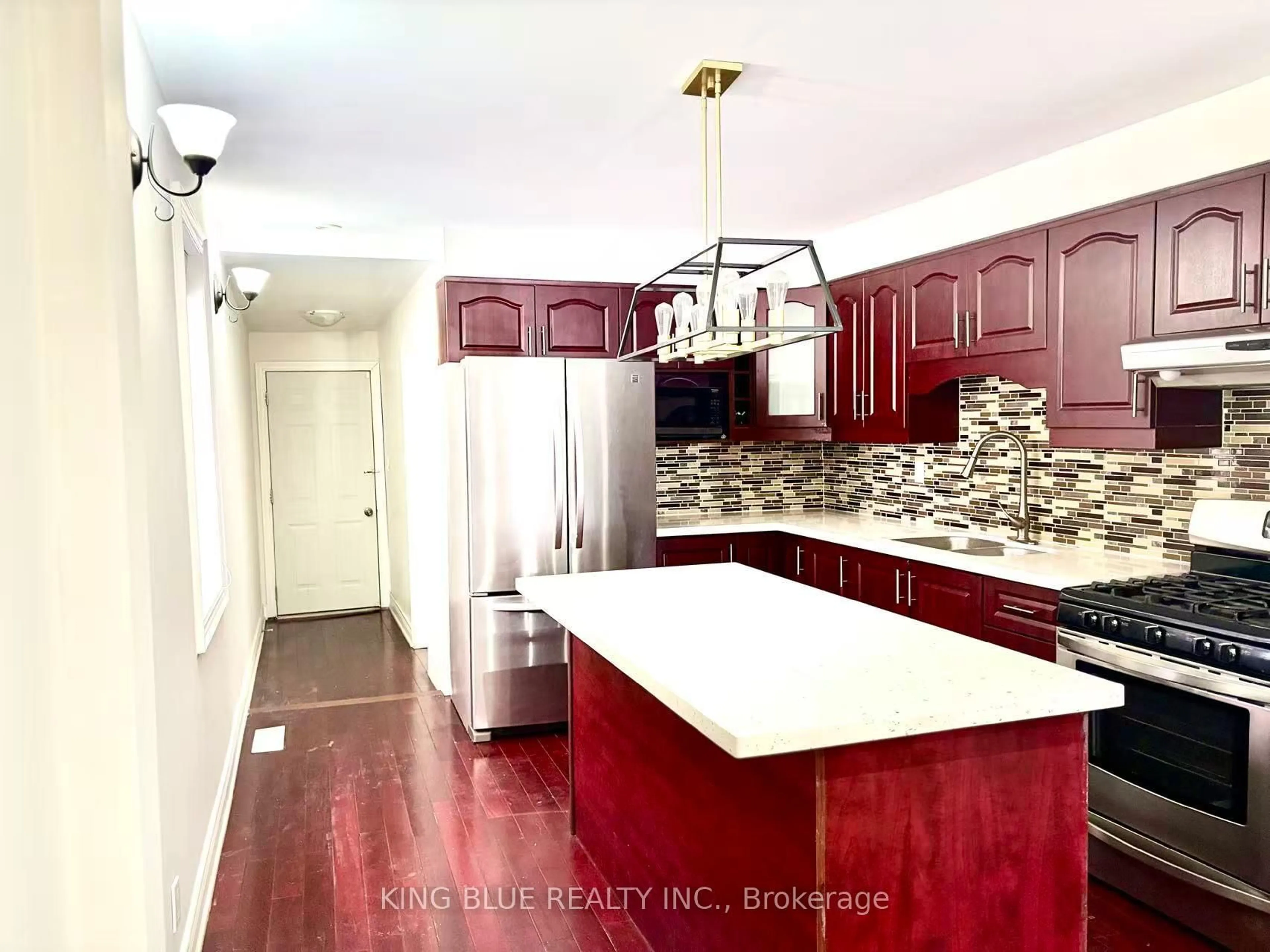 Open concept kitchen, unknown for 113 Markham St, Toronto Ontario M6J 2G4