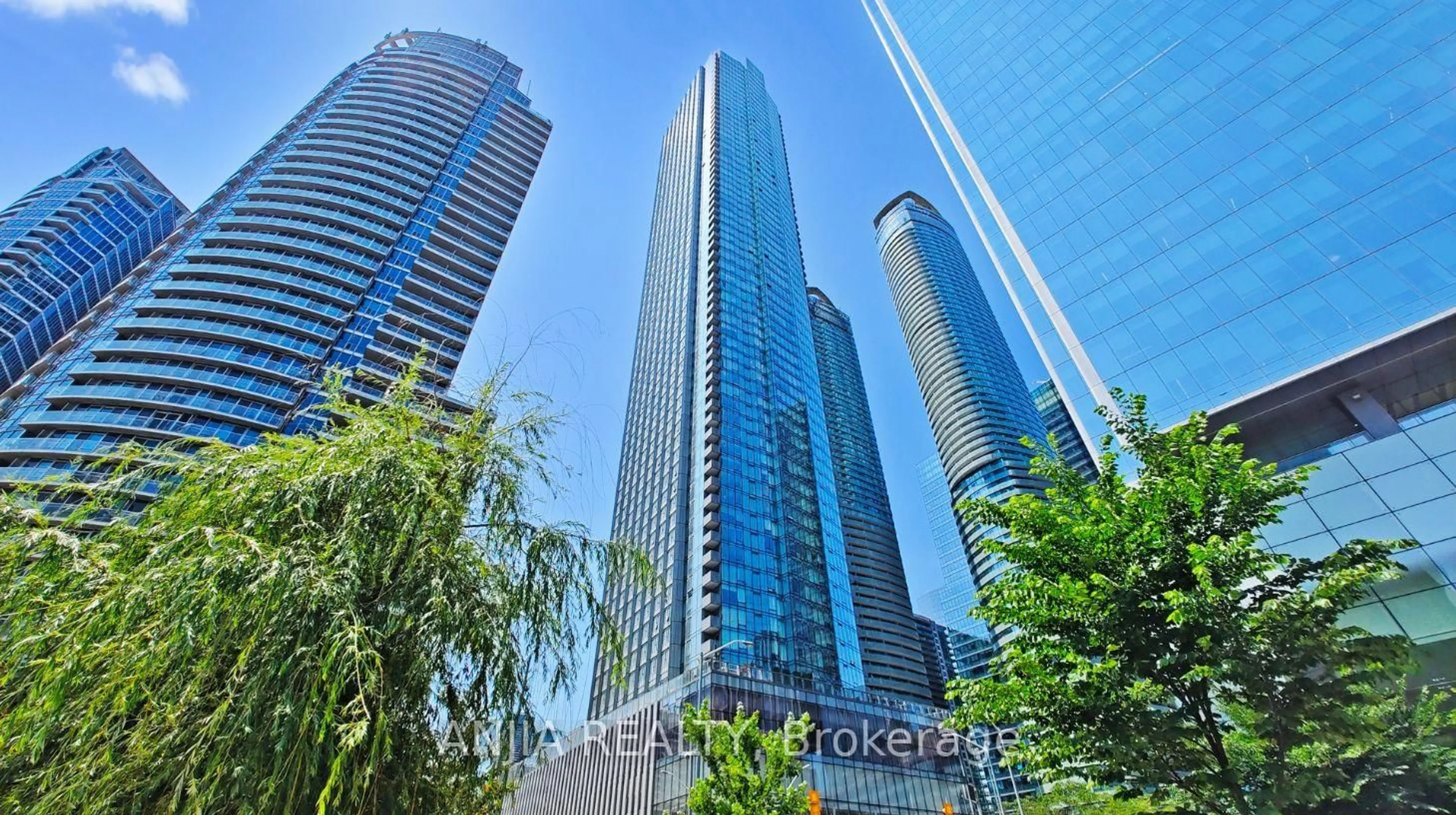 Unknown for 10 York St #5608, Toronto Ontario M5J 0E1
