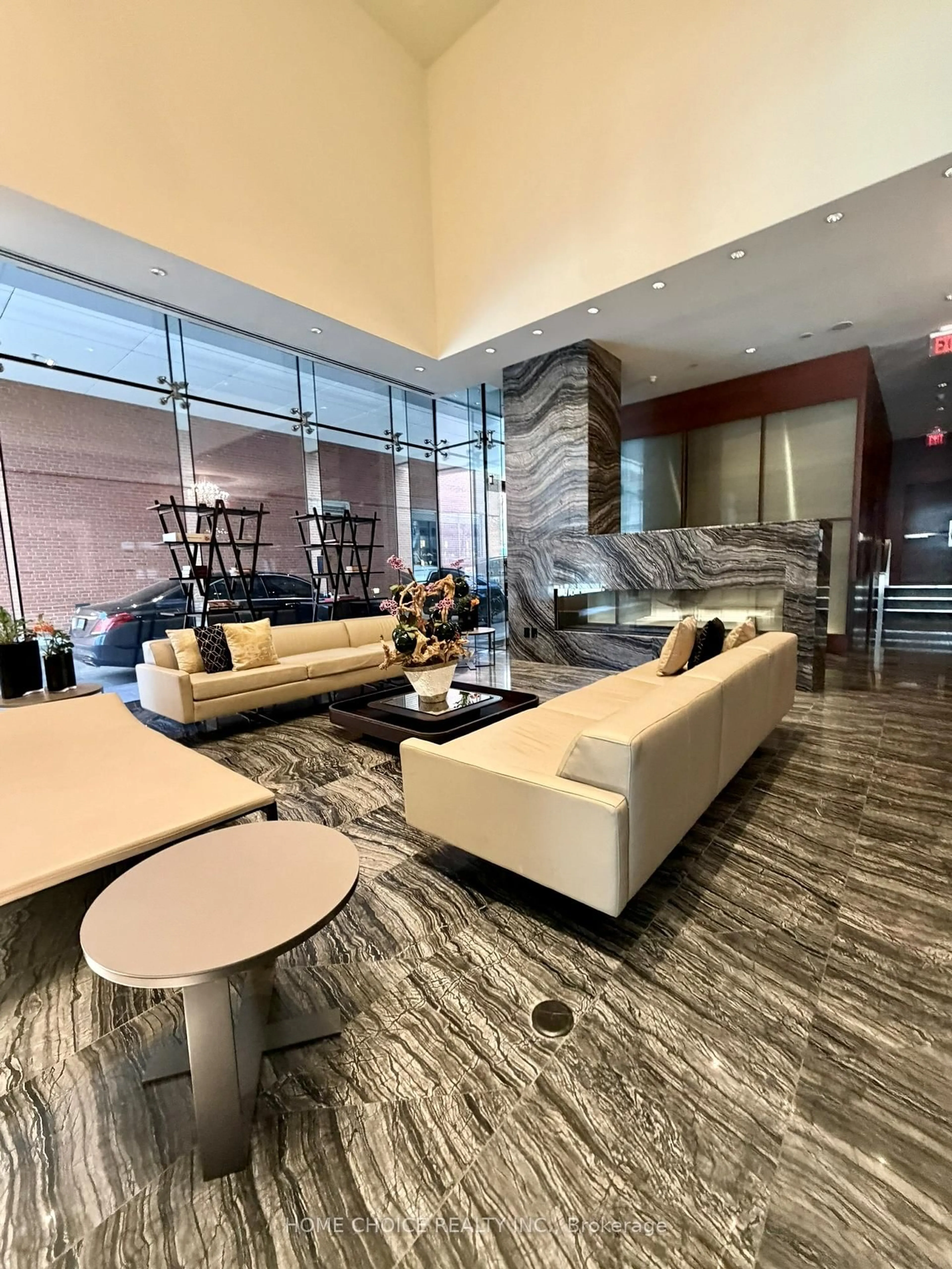 Lobby for 180 University Ave, Toronto Ontario M5H 0A2