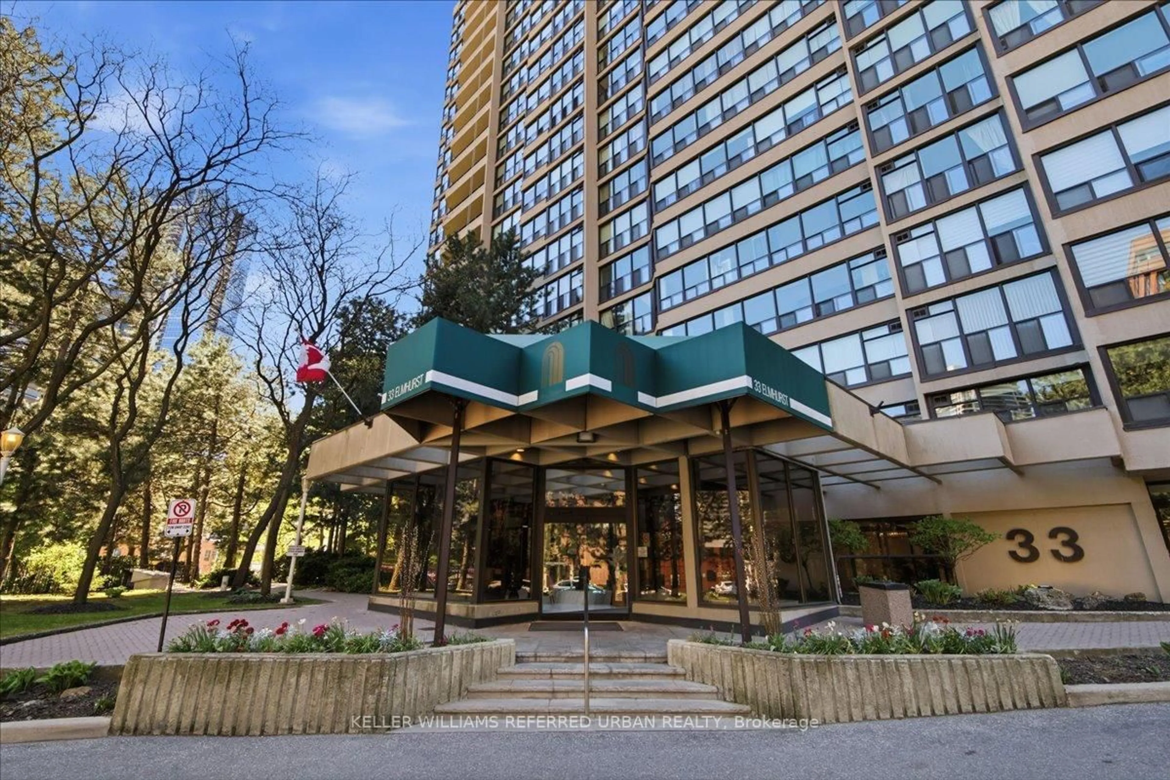 Indoor foyer for 33 Elmhurst Ave #2009, Toronto Ontario M2N 6G8