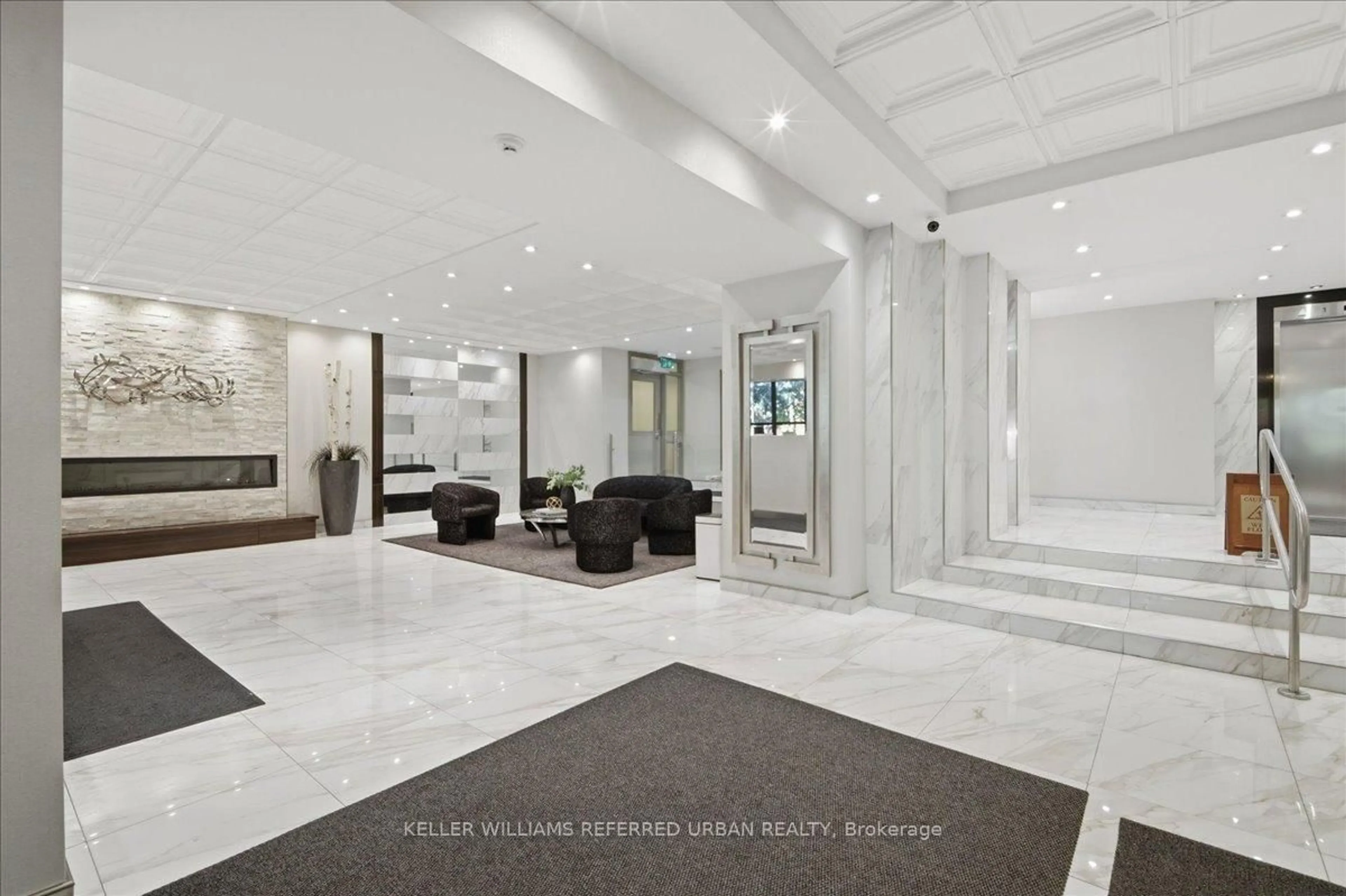 Lobby for 33 Elmhurst Ave #2009, Toronto Ontario M2N 6G8