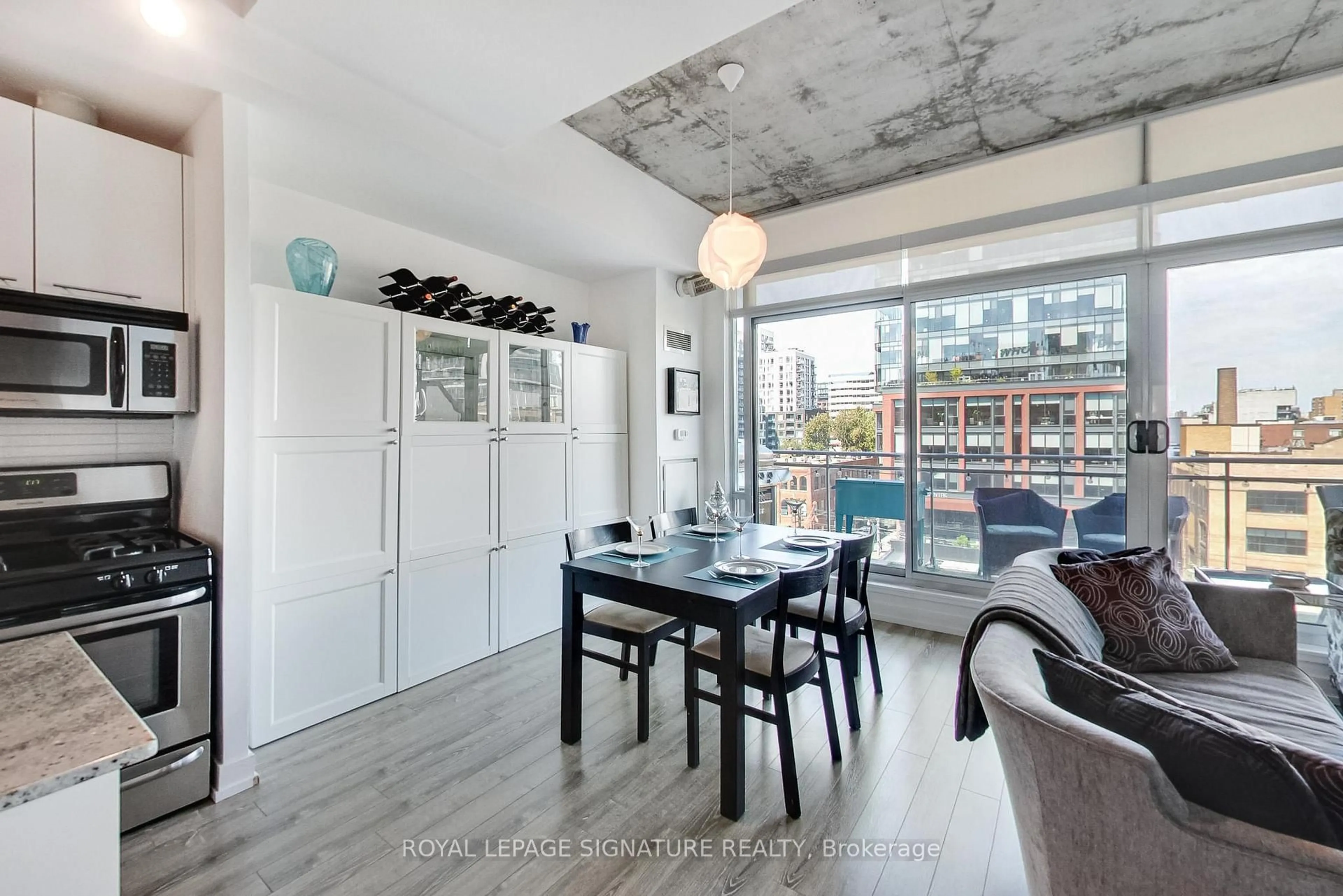 Unknown for 66 Portland St #610, Toronto Ontario M5V 2M6