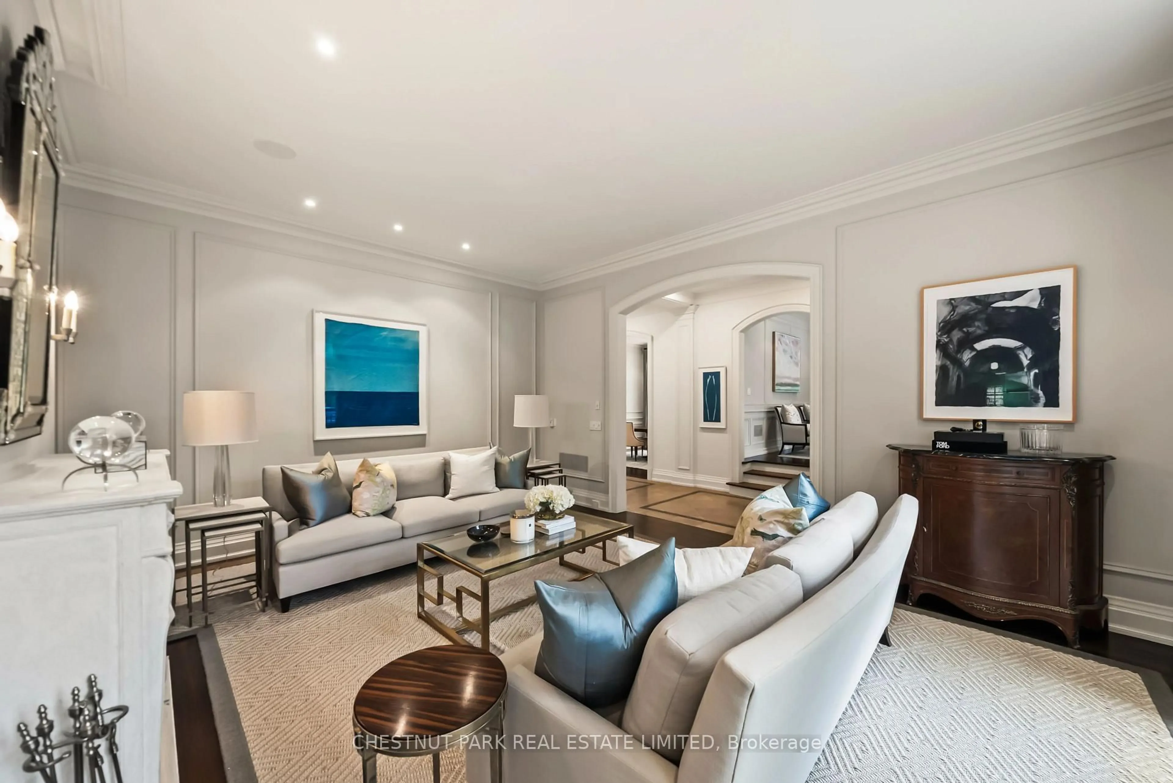 Living room with furniture, unknown for 108 Cheltenham Ave, Toronto Ontario M4N 1P9