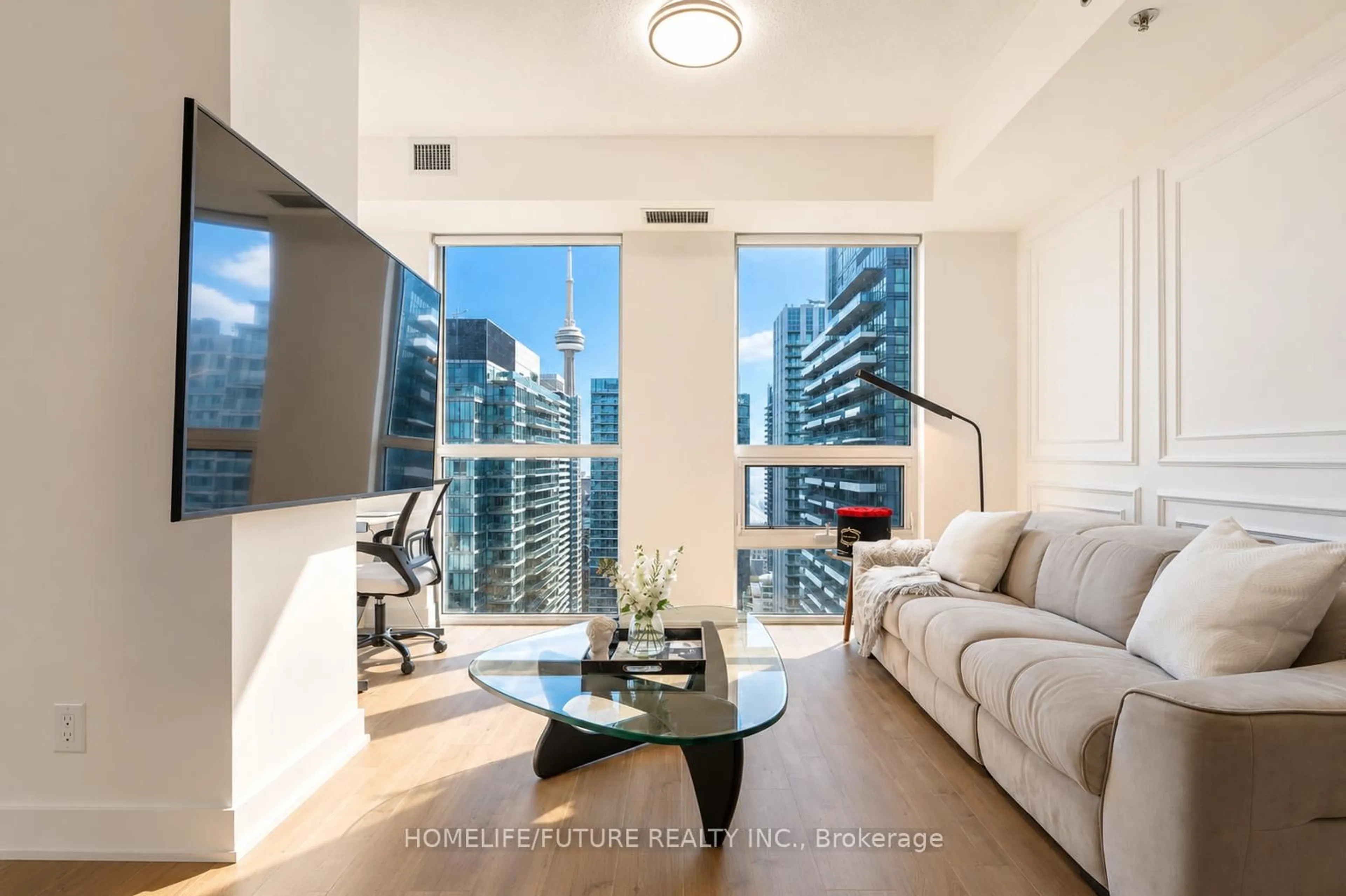 Living room with furniture, unknown for 318 Richmond St #3805, Toronto Ontario M5V 0B4