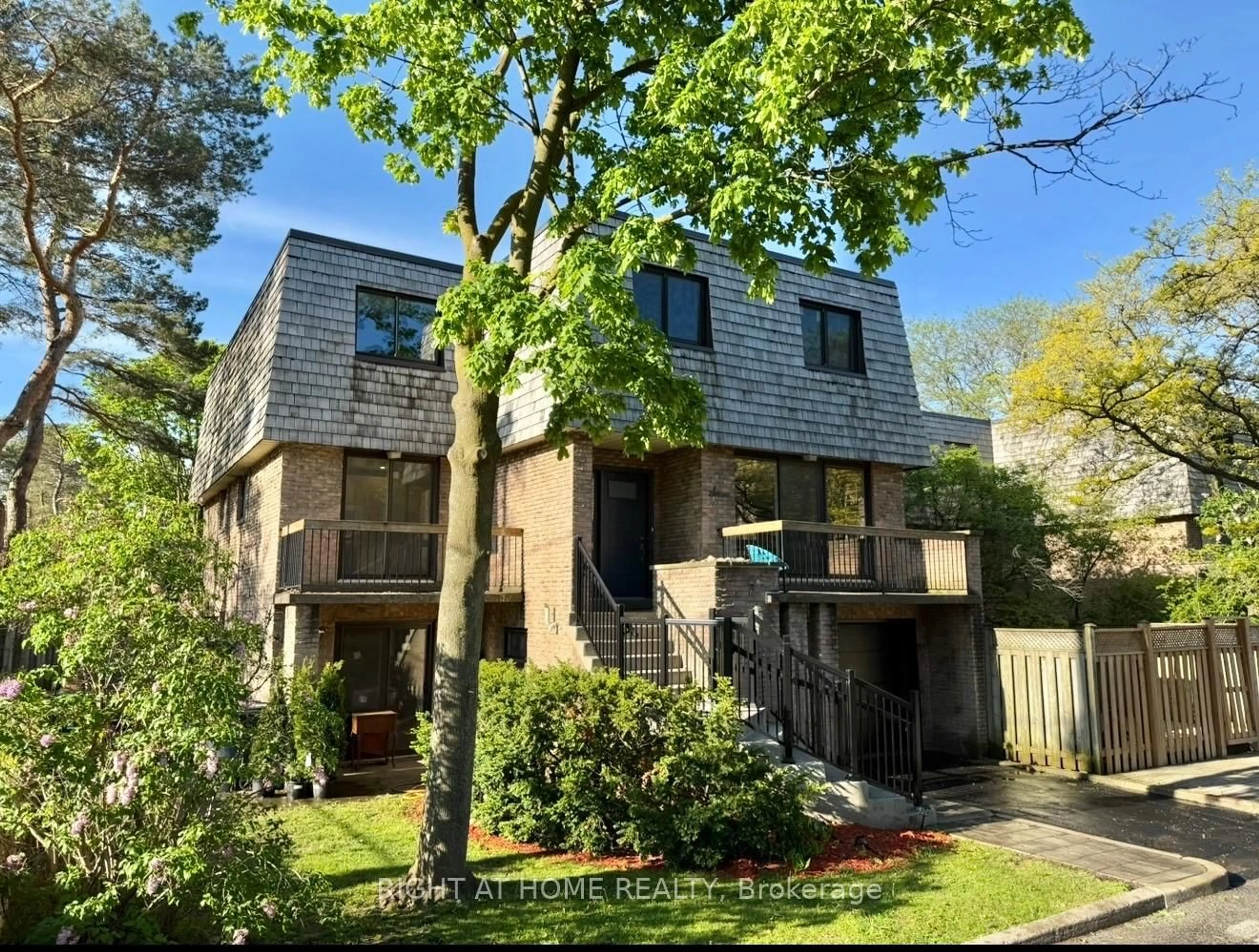 Home with brick exterior material, street for 7 Vale Carse Way #24, Toronto Ontario M2R 3H4