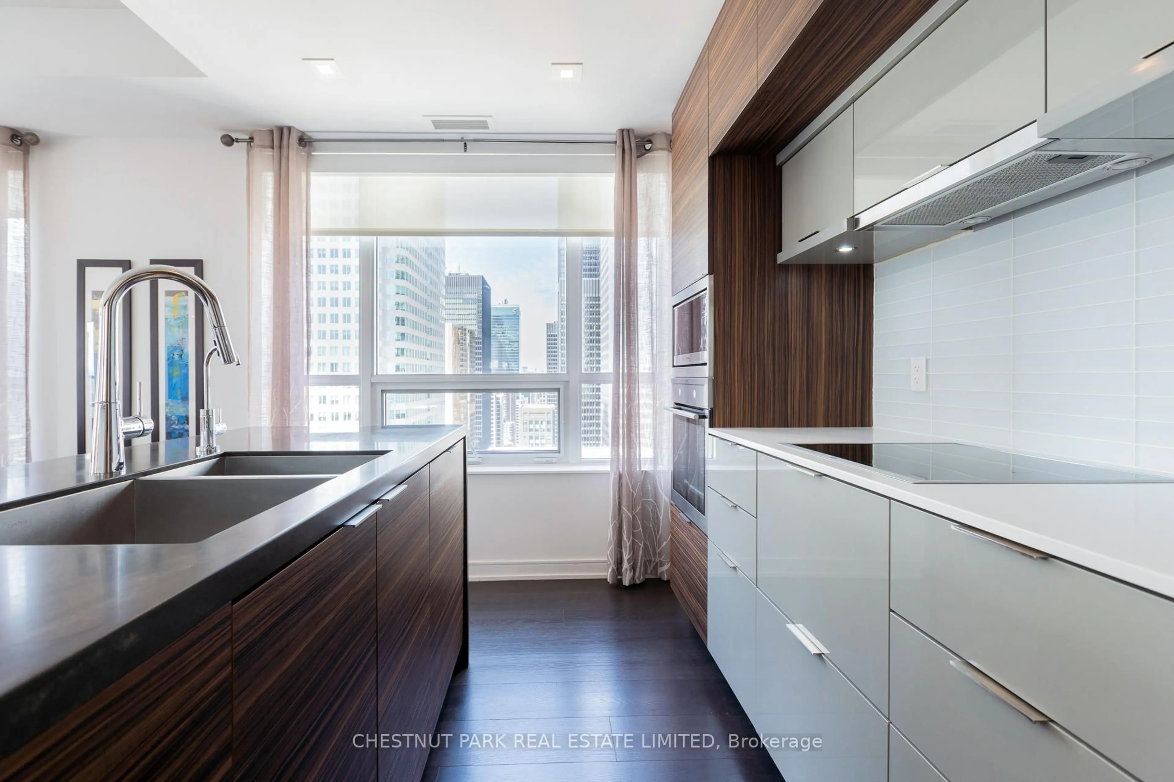 Unknown for 88 Scott St #2509, Toronto Ontario M5E 0A9