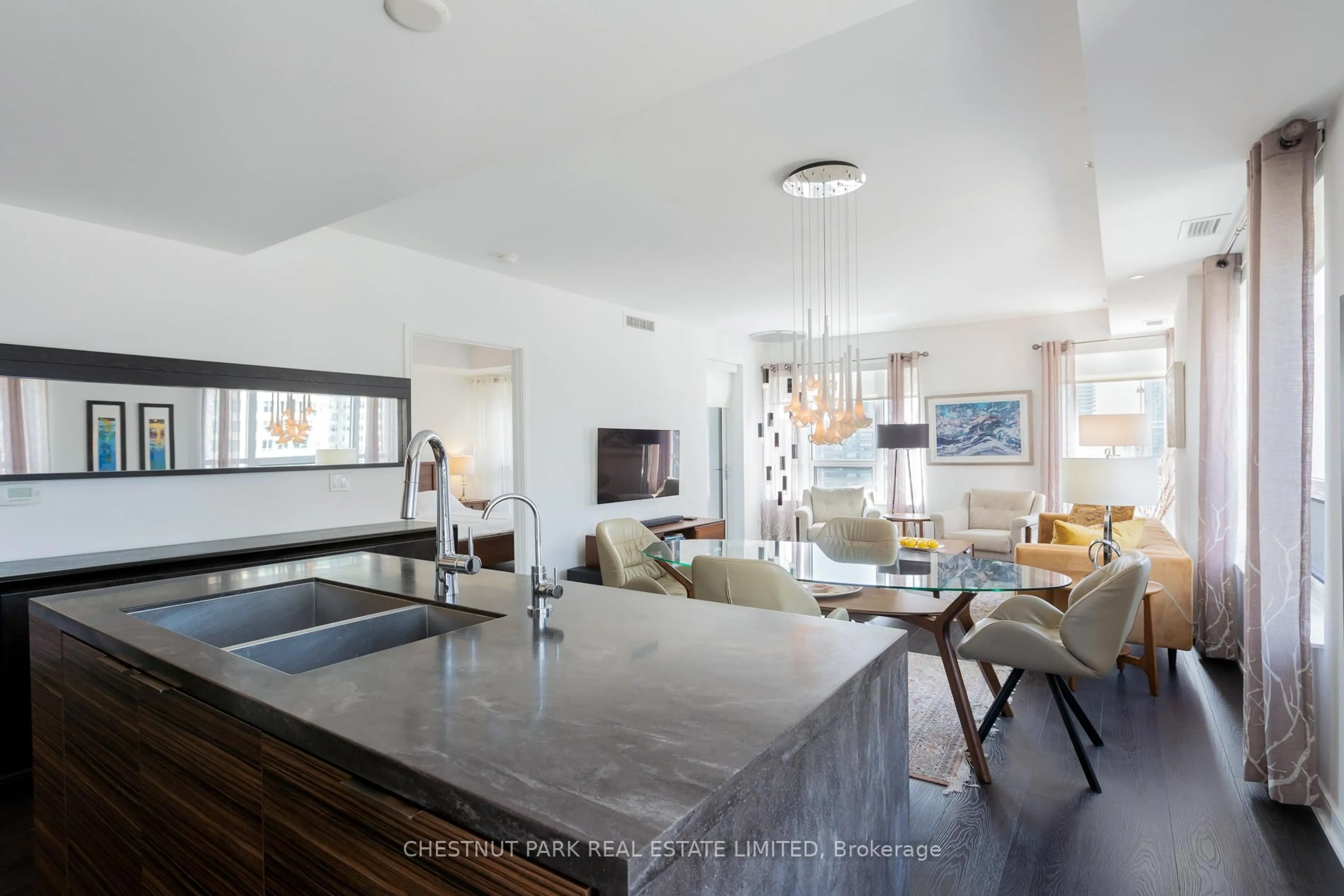 Unknown for 88 Scott St #2509, Toronto Ontario M5E 0A9