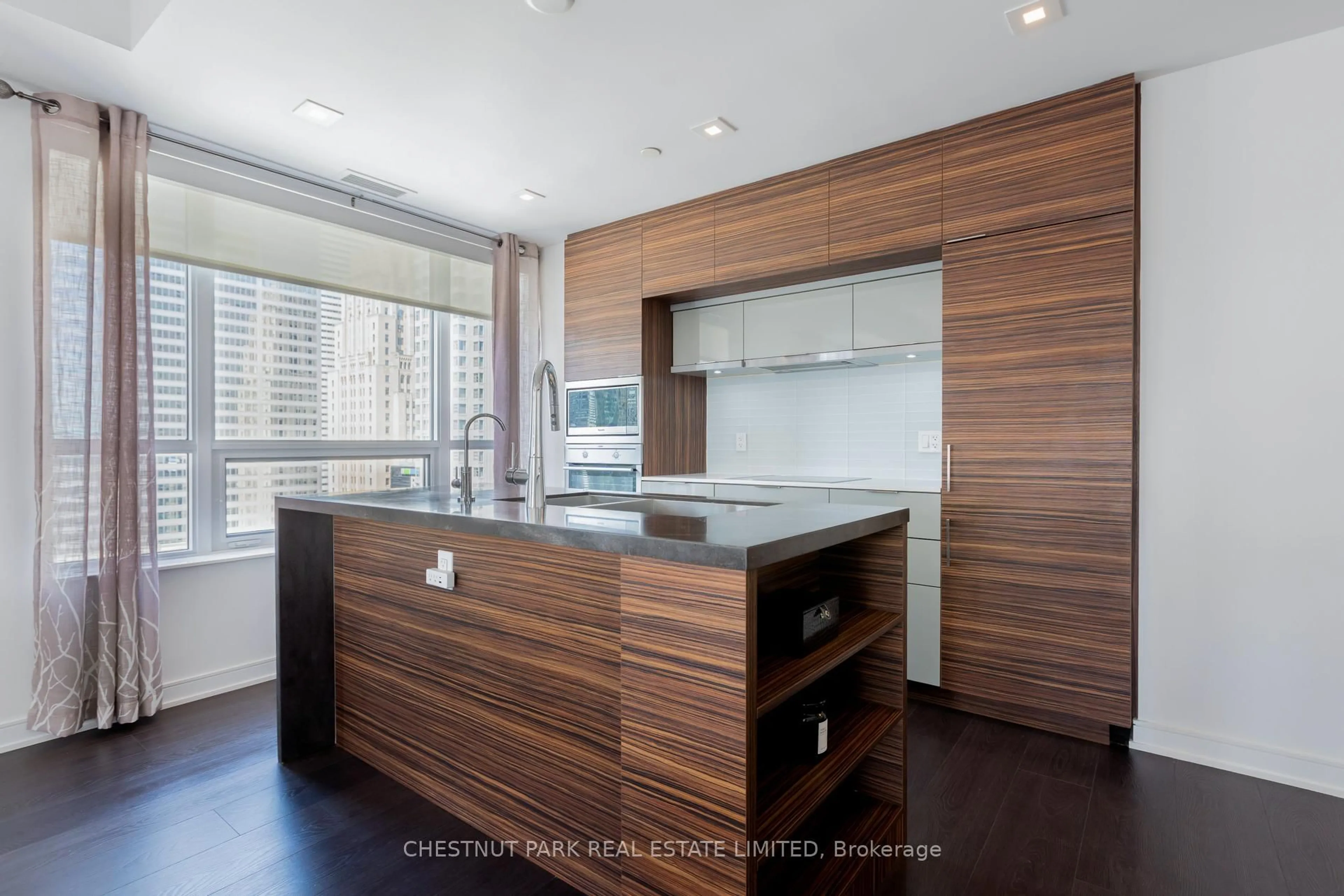 Unknown for 88 Scott St #2509, Toronto Ontario M5E 0A9