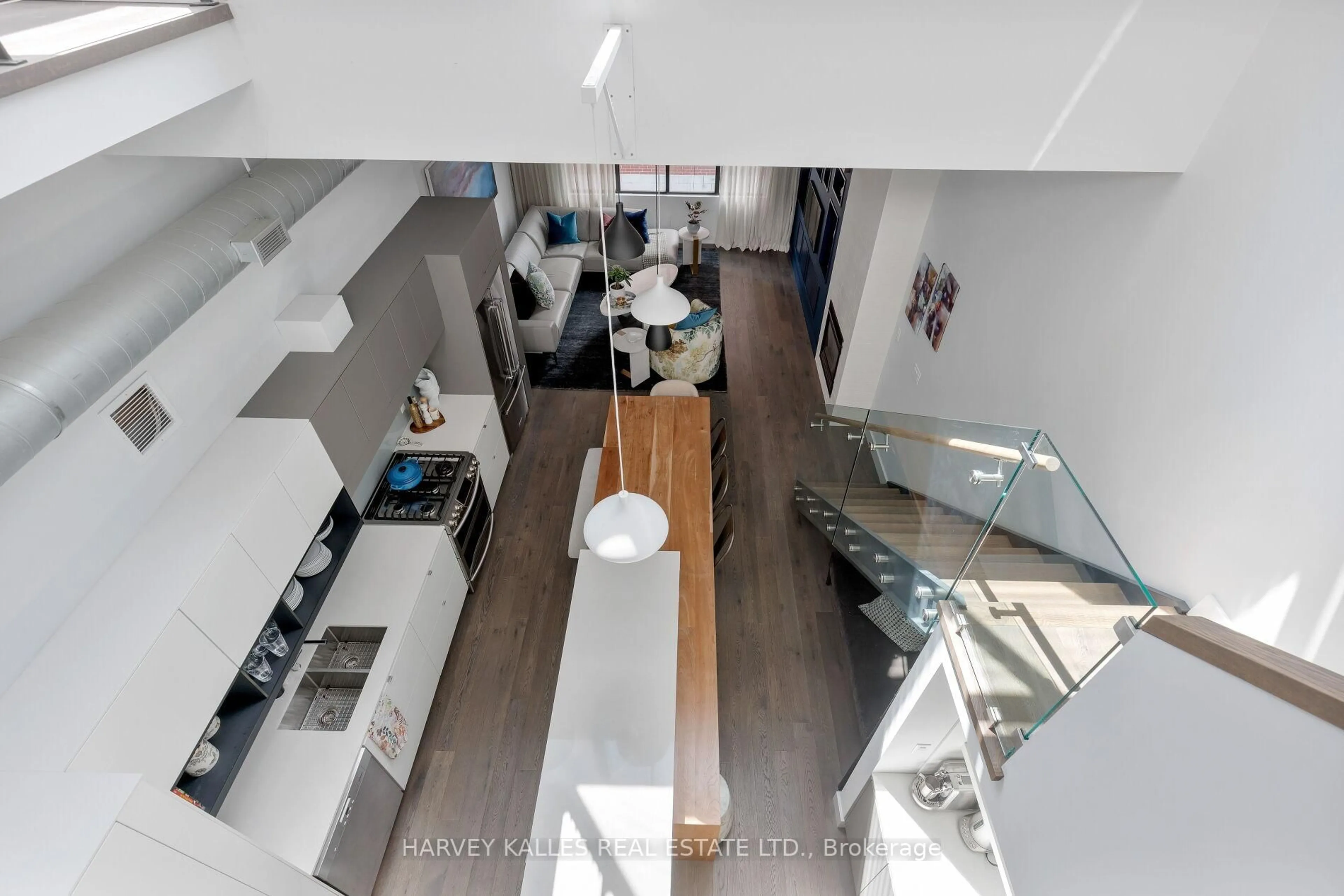 Unknown for 287 Richmond St #304, Toronto Ontario M5A 1P2