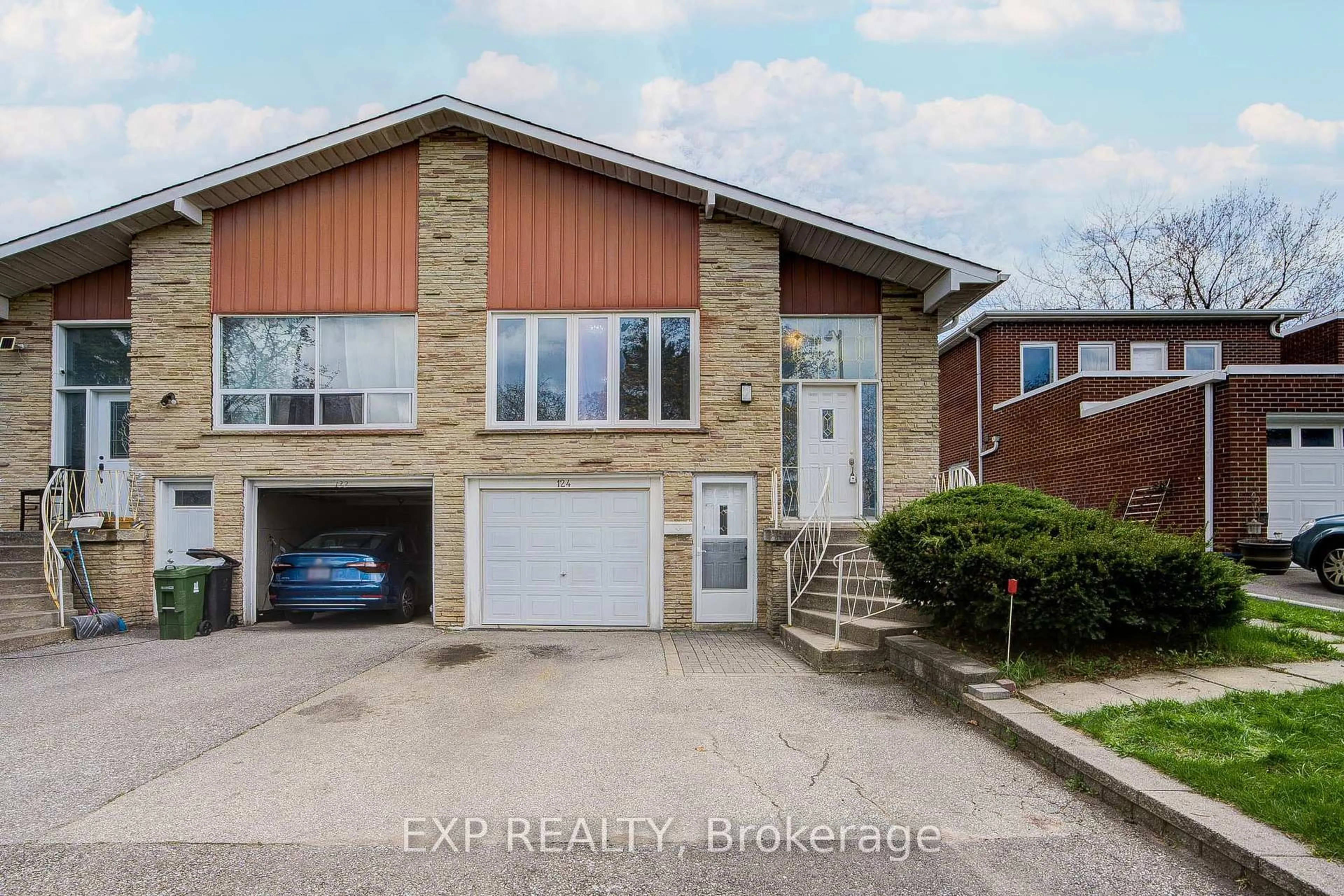 Home with brick exterior material, street for 124 Chipwood Cres, Toronto Ontario M2J 3X7