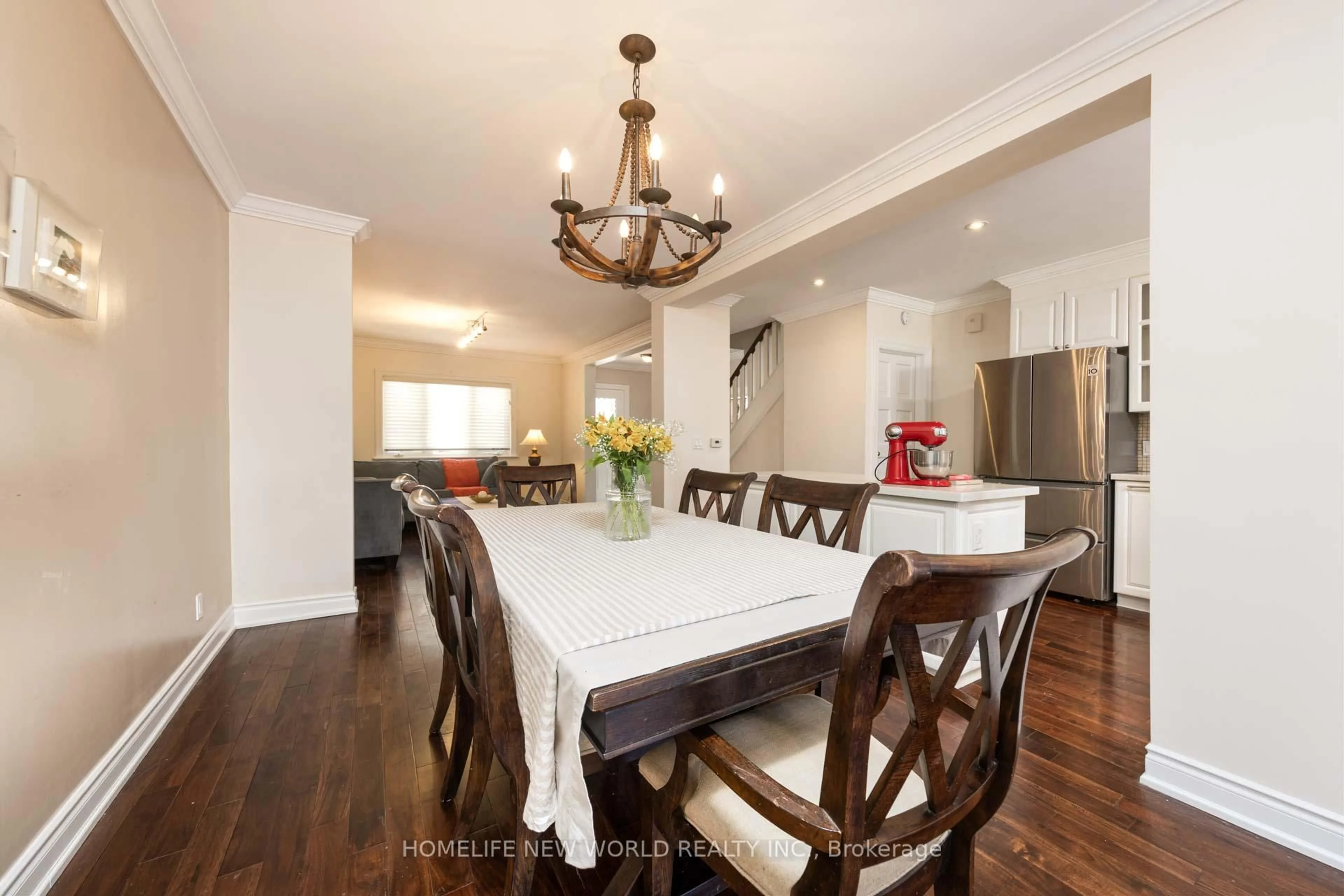 Dining room, wood/laminate floor for 226 Hillsdale Ave, Toronto Ontario M4S 1T6