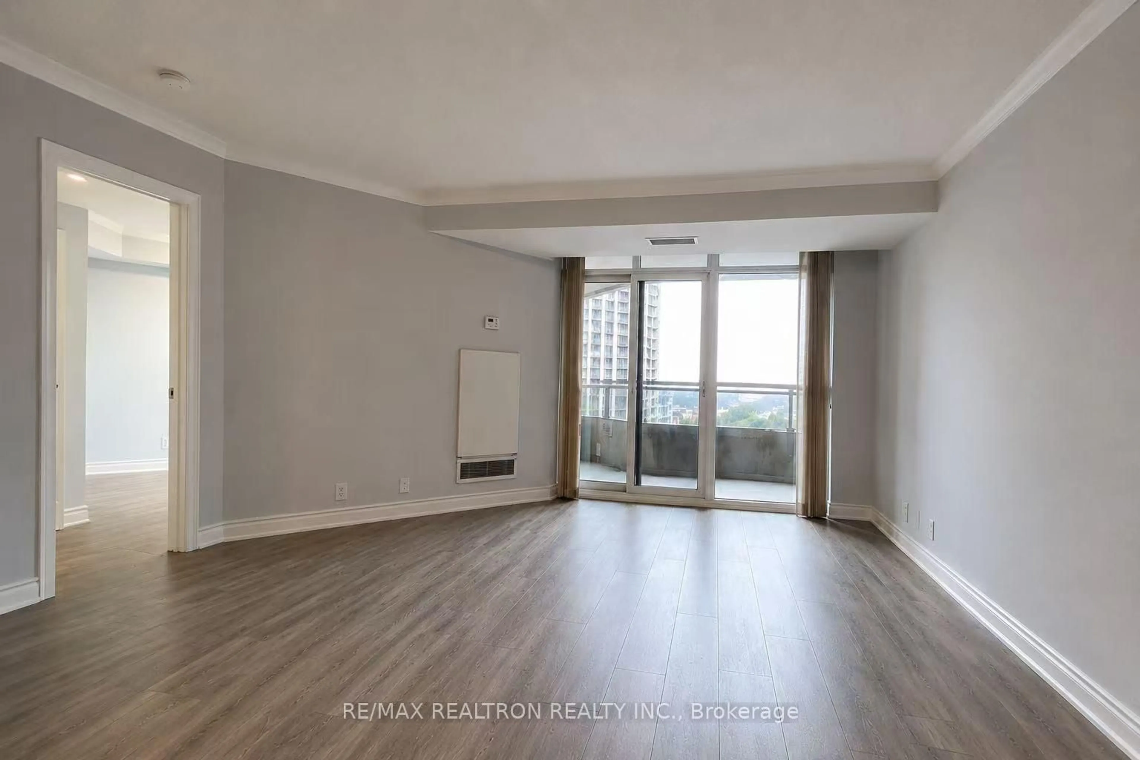 A pic of a room for 80 Harrison Garden Blvd #1019, Toronto Ontario M2N 7E3