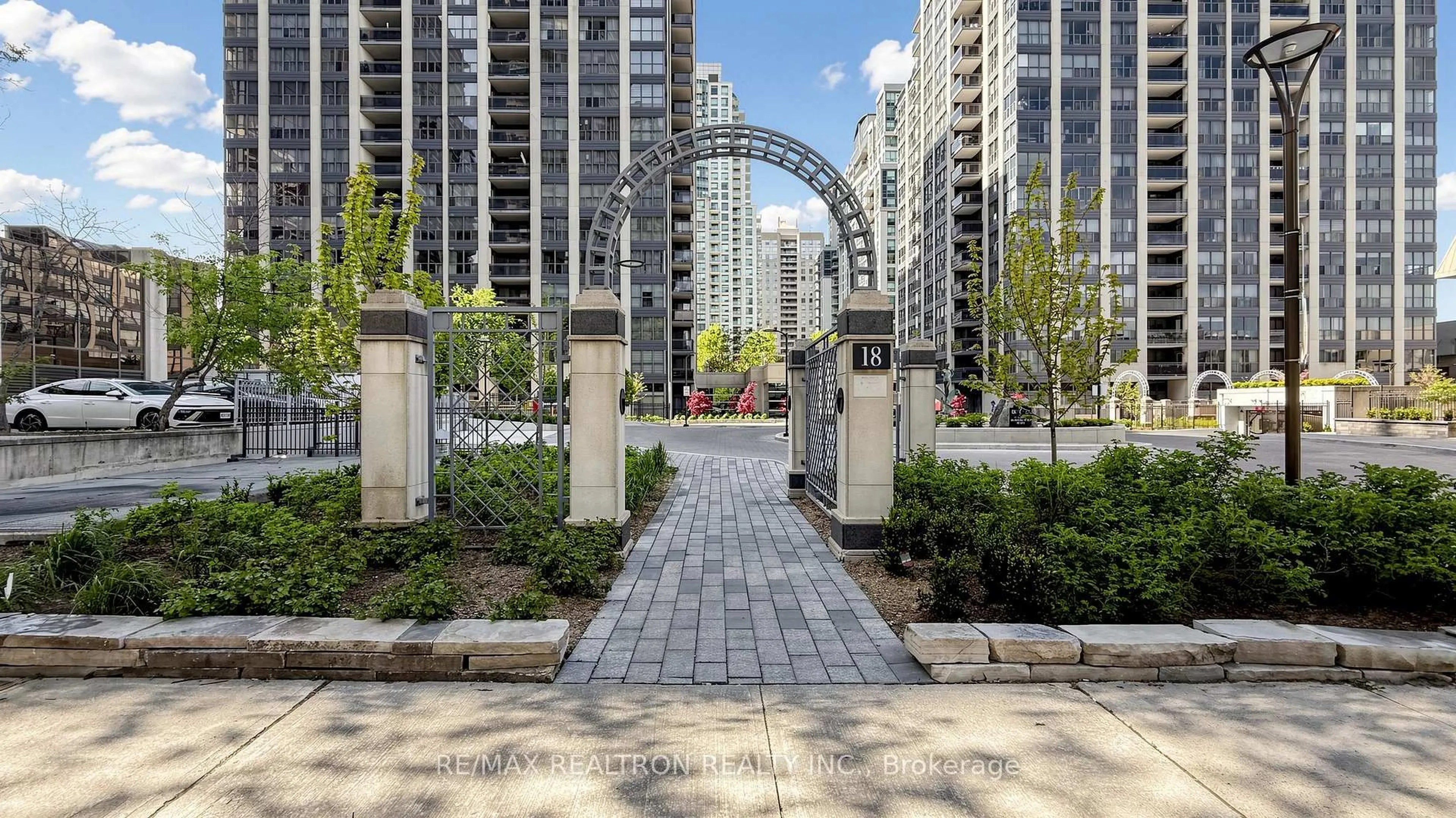 Unknown for 18 Hollywood Ave #1707, Toronto Ontario M2N 6P5