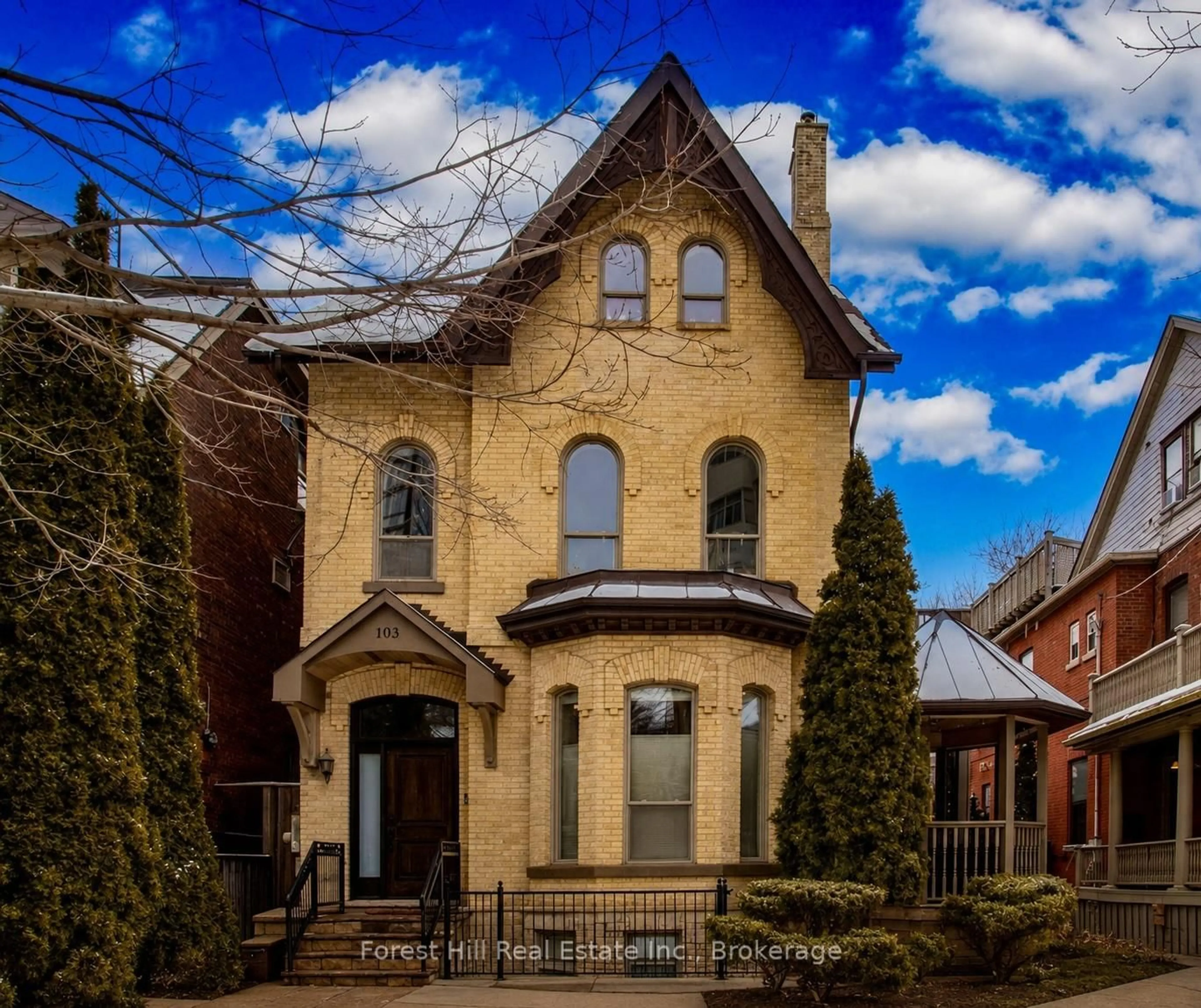Home with brick exterior material, street for 103 Pembroke St #2, Toronto Ontario M5A 2N9