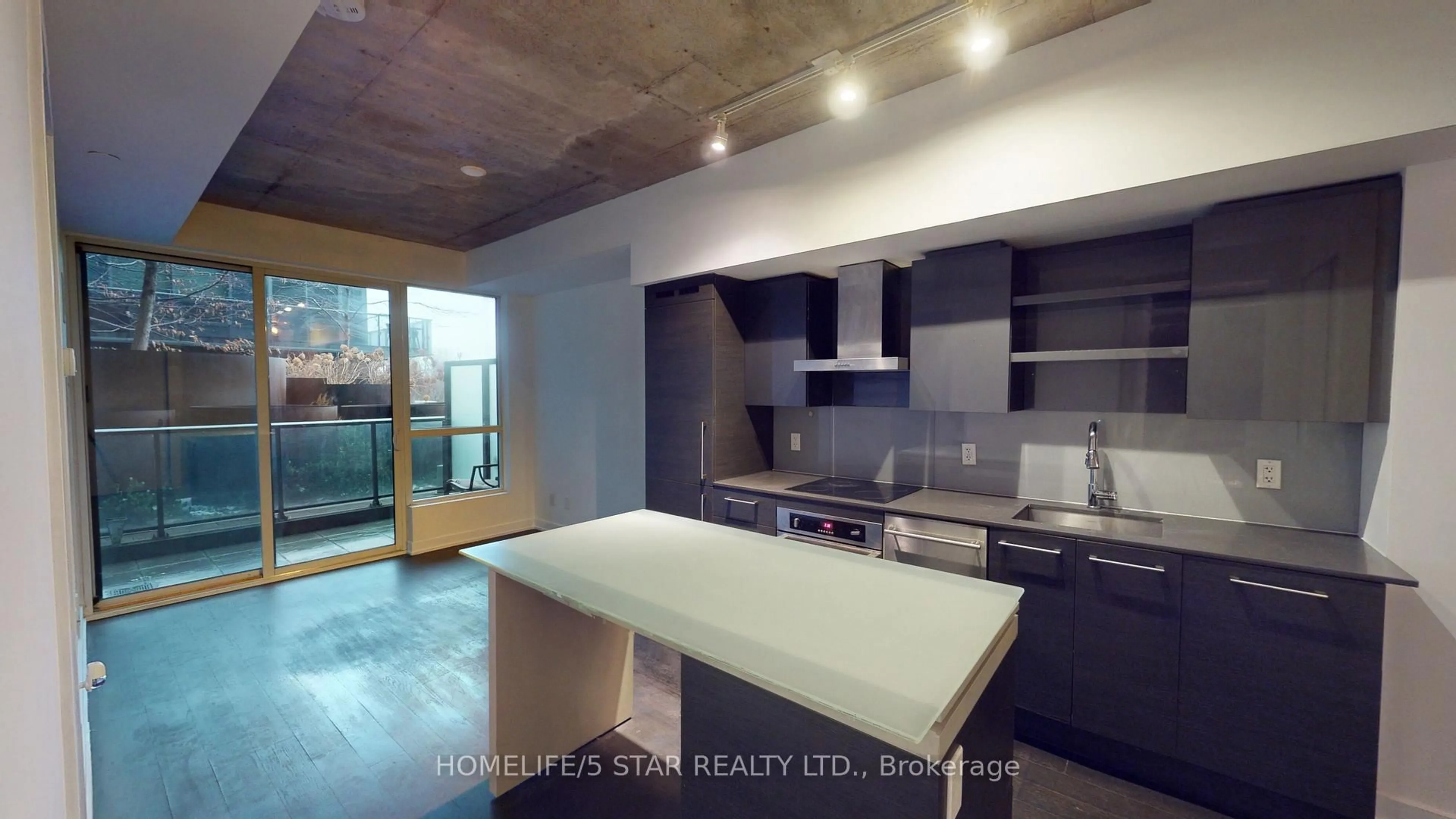 Open concept kitchen, unknown for 1030 KING St #319, Toronto Ontario M6K 0B4