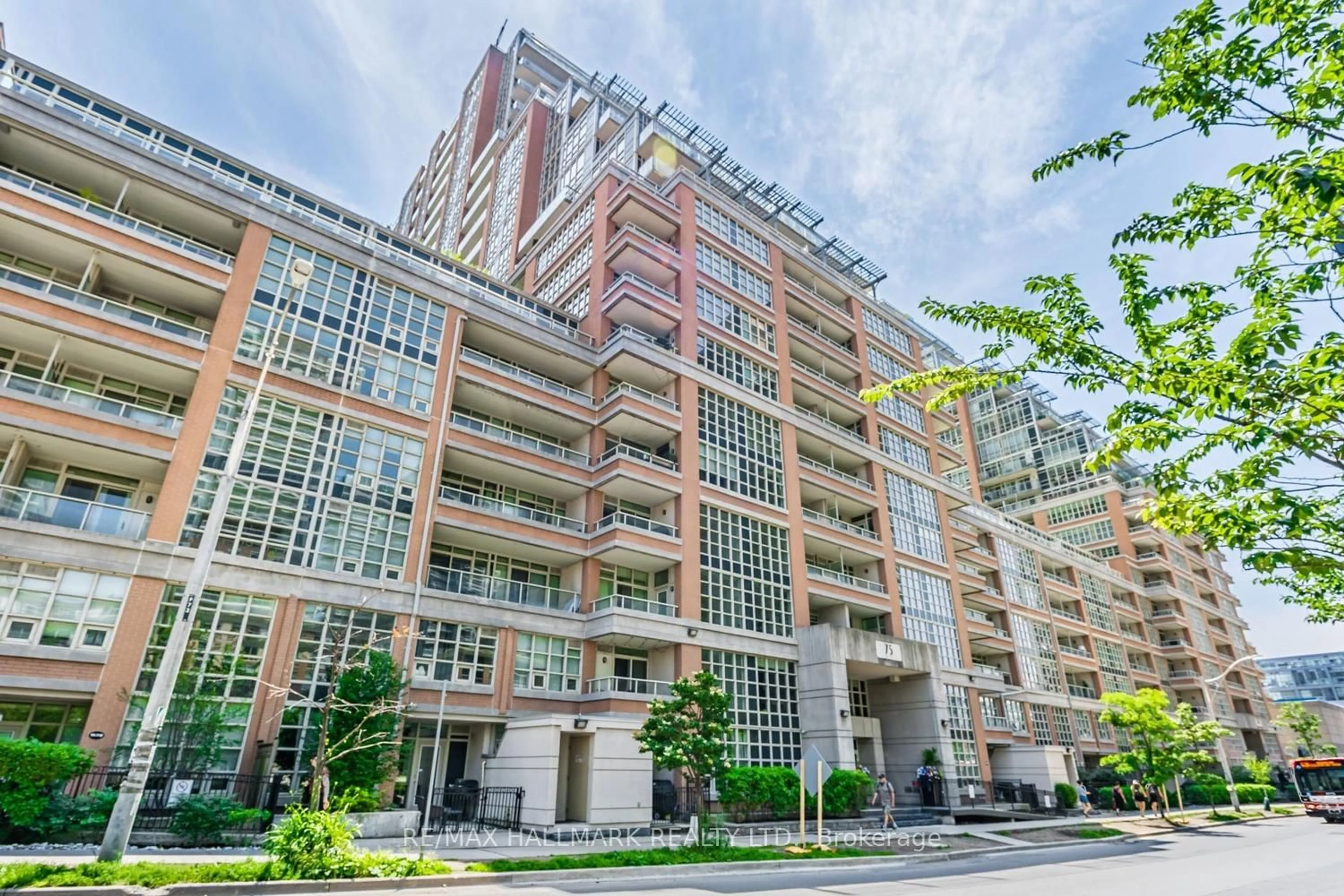 Unknown for 75 East Liberty St #1004, Toronto Ontario M6K 3R3