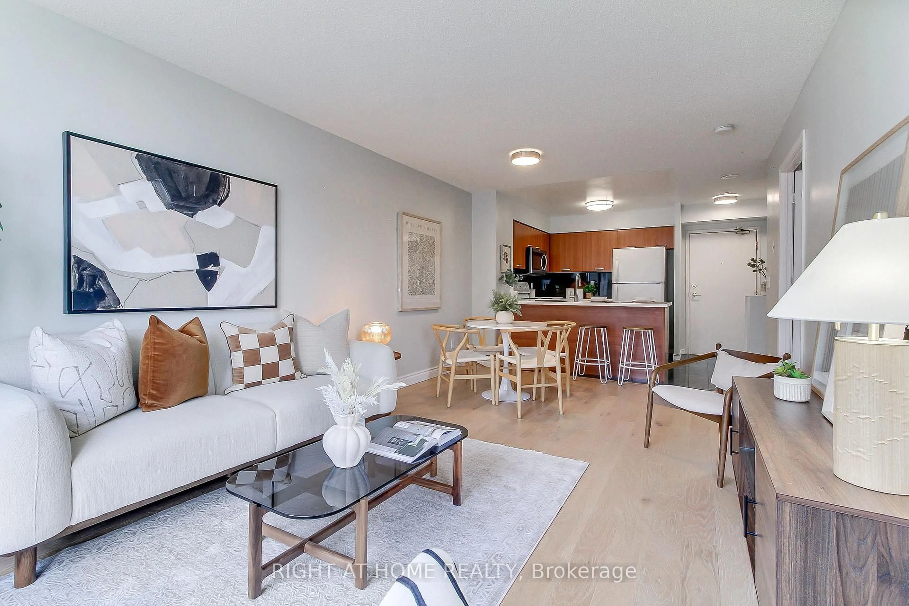 Living room with furniture, unknown for 55 Harrison Garden Blvd #907, Toronto Ontario M2N 7G3