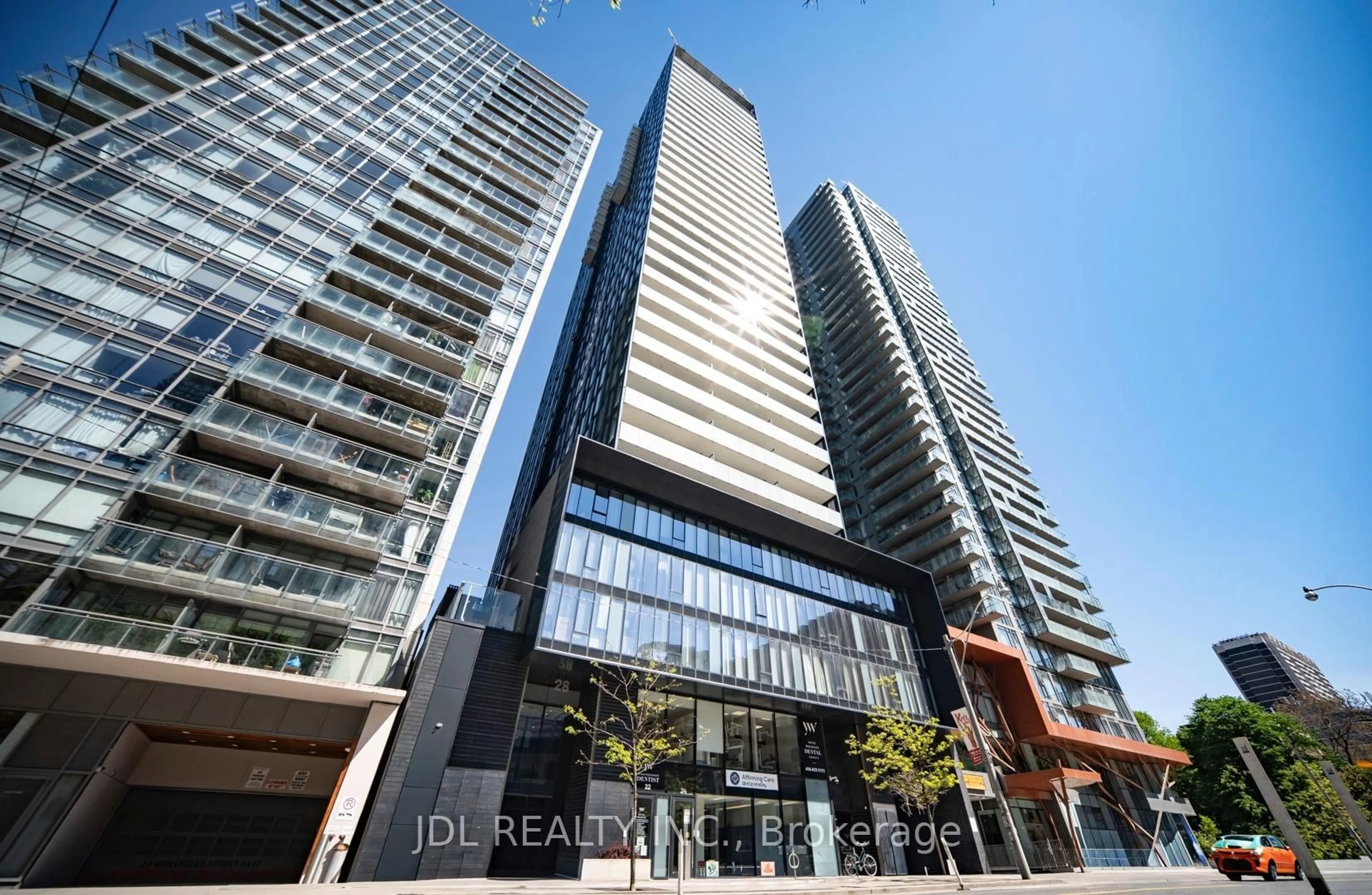Unknown for 28 Wellesley St #3601, Toronto Ontario M4Y 0C4