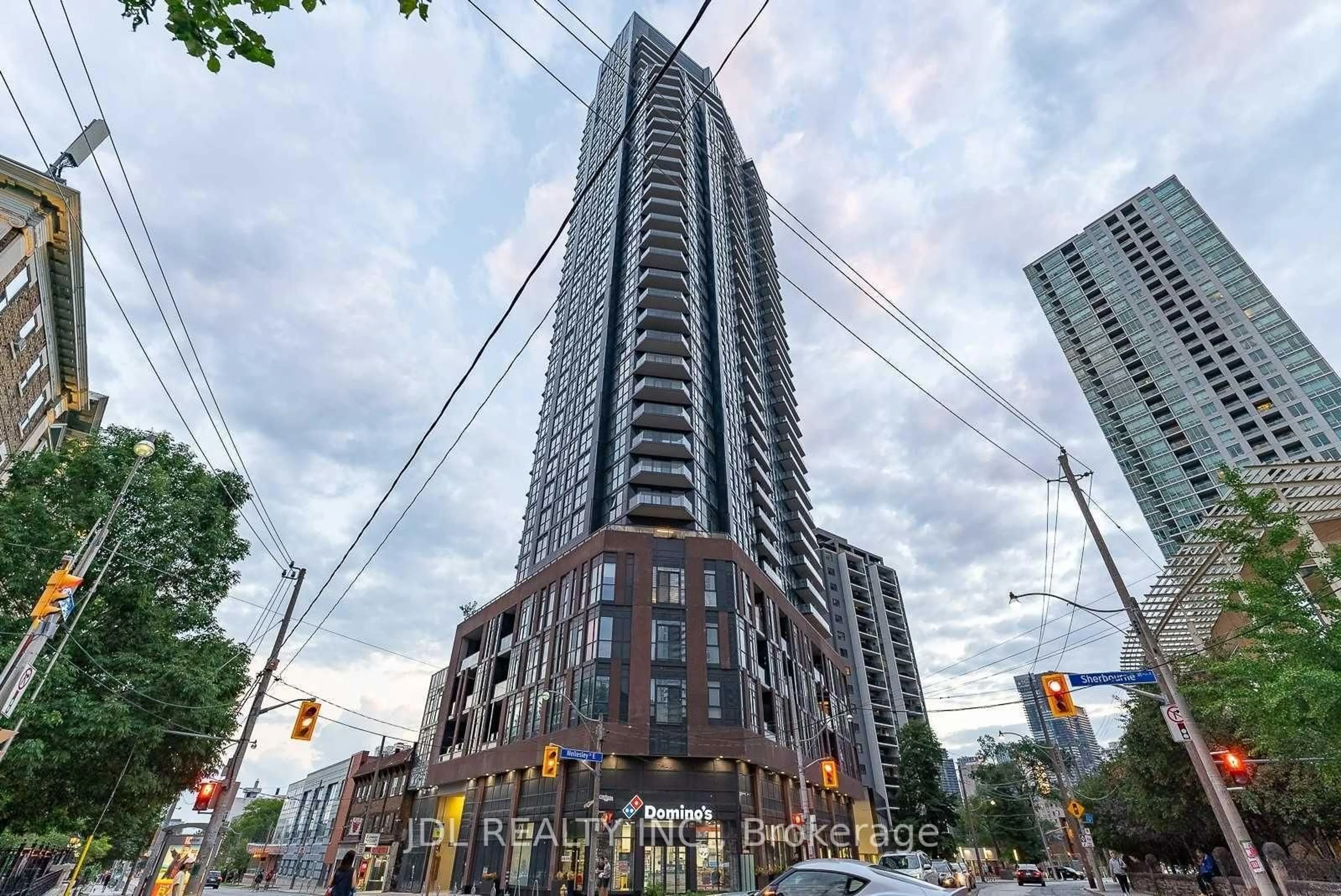 Patio, unknown for 159 Wellesley St #1308, Toronto Ontario M4Y 0H5