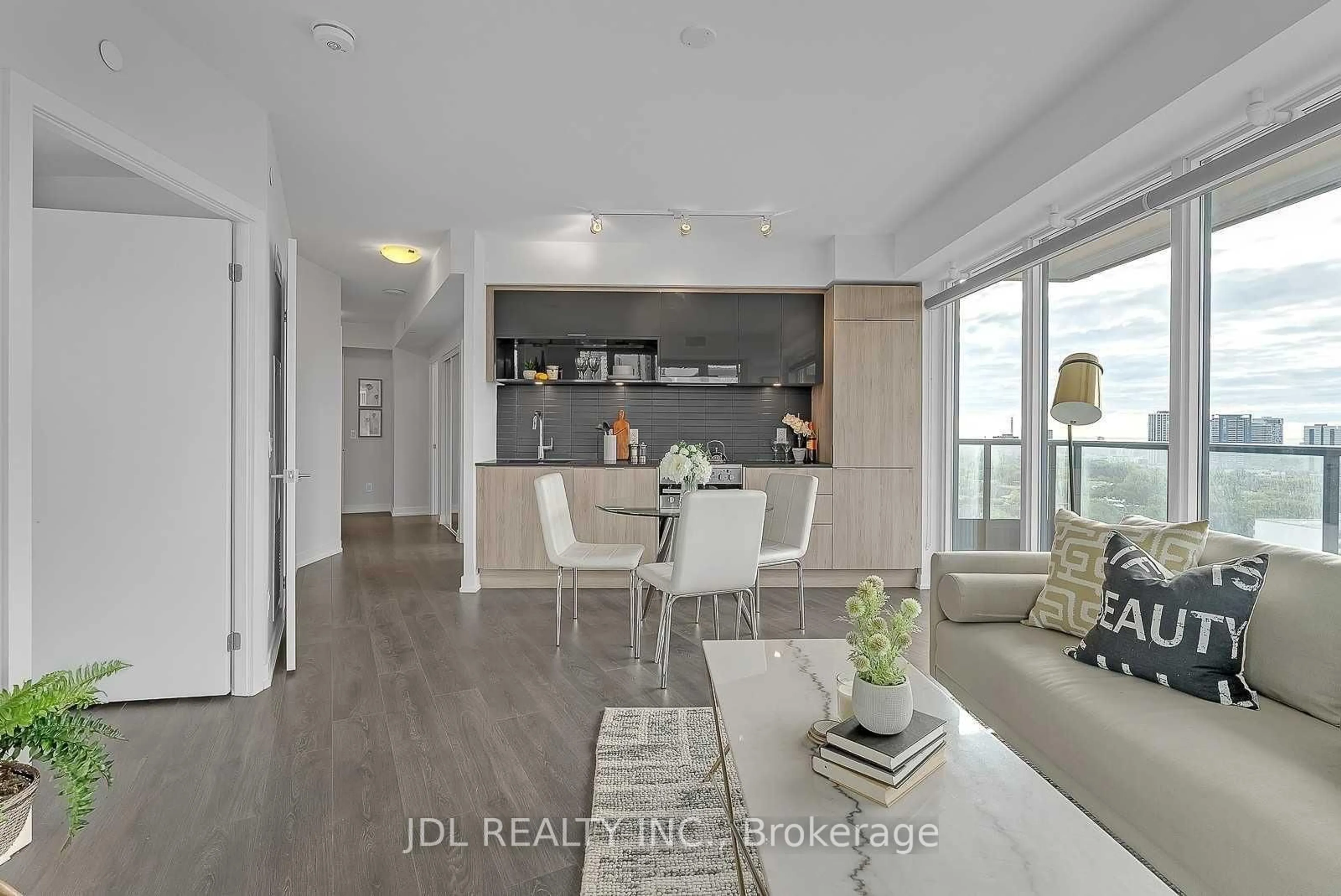 Unknown for 159 Wellesley St #1308, Toronto Ontario M4Y 0H5