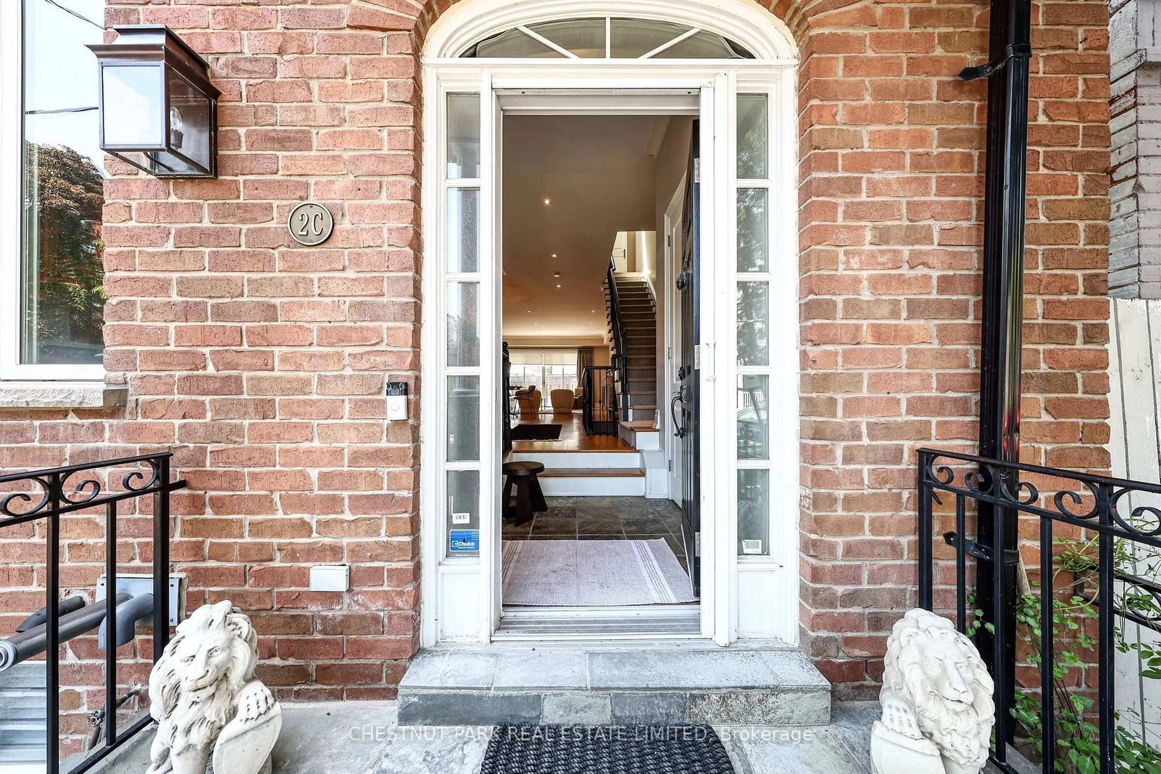 Indoor entryway for 2c Tacoma Ave, Toronto Ontario M4T 2B2