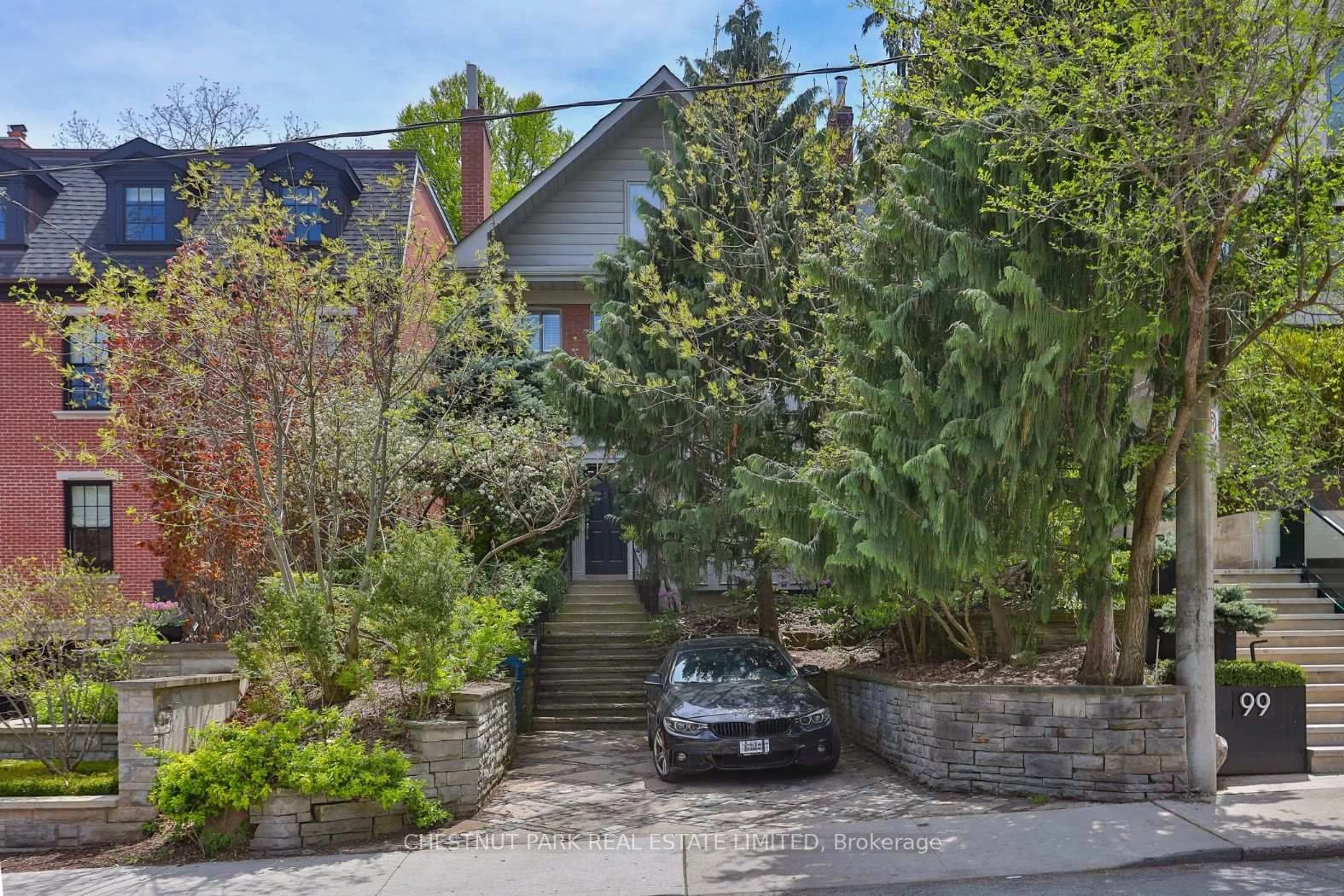 Unknown for 97 Farnham Ave, Toronto Ontario M4V 1H6