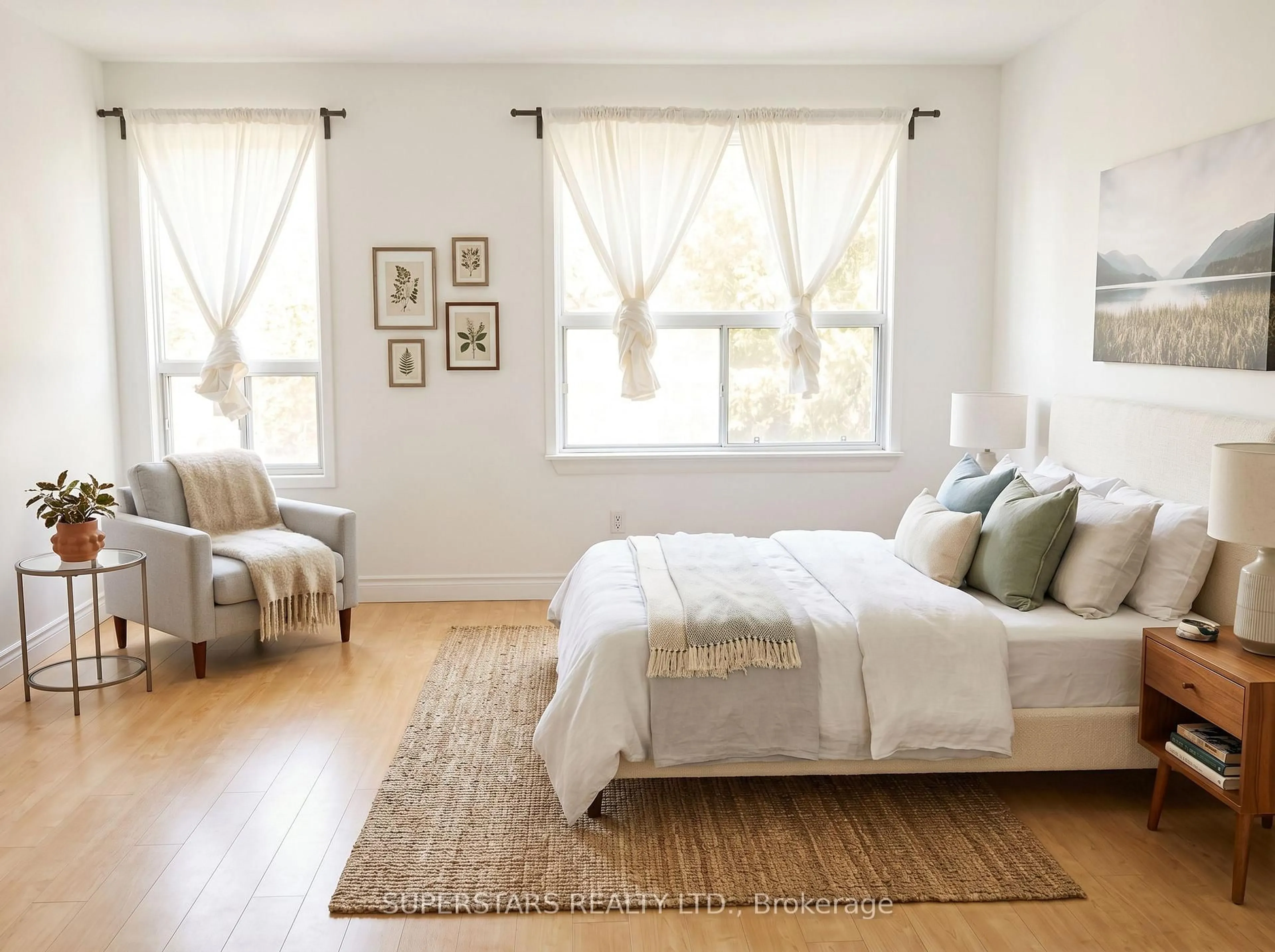 Bedroom with bed, unknown for 46 Sullivan St, Toronto Ontario M5T 1C1