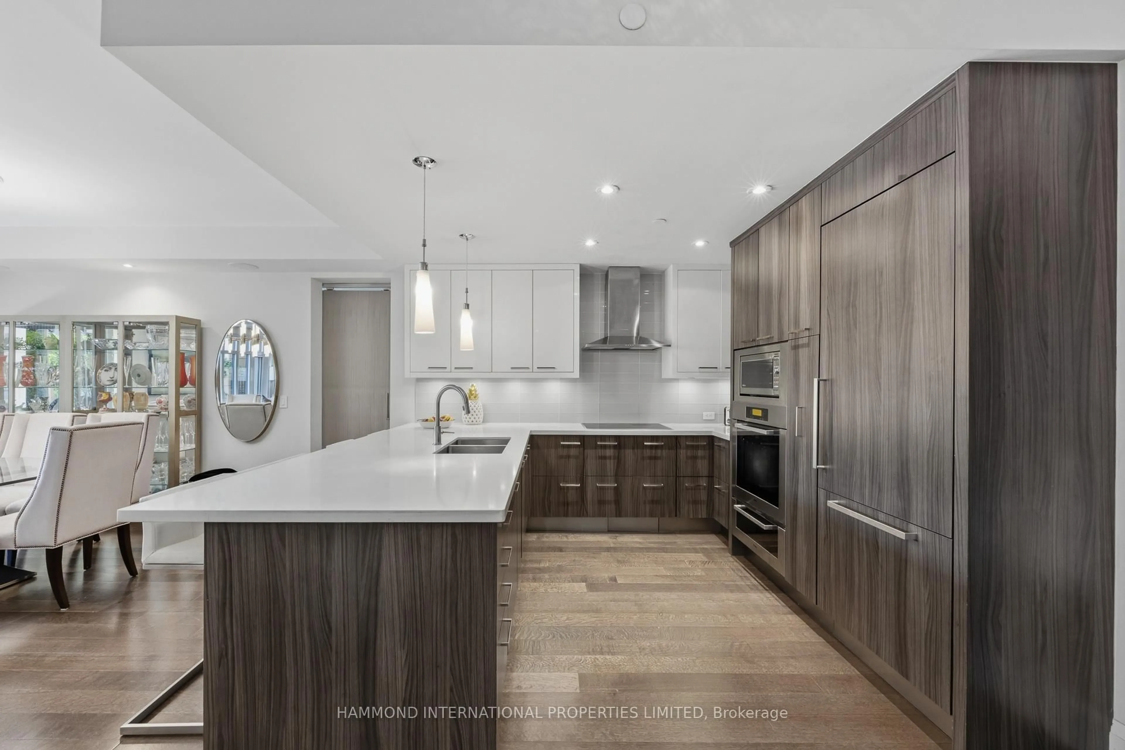 Contemporary kitchen, unknown for 1888 Bayview Ave #205, Toronto Ontario M4G 0A7