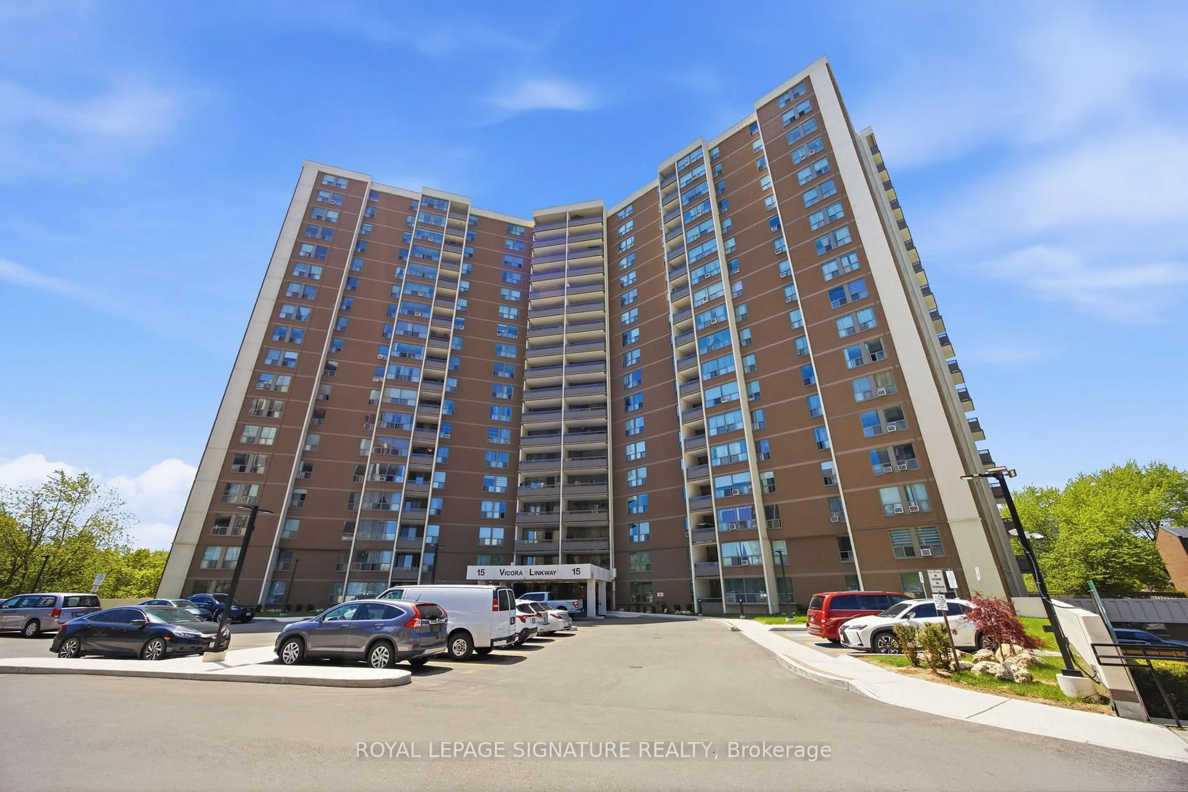 A pic from outside/outdoor area/front of a property/back of a property/a pic from drone, building for 15 Vicora Linkway #201, Toronto Ontario M3C 1A8
