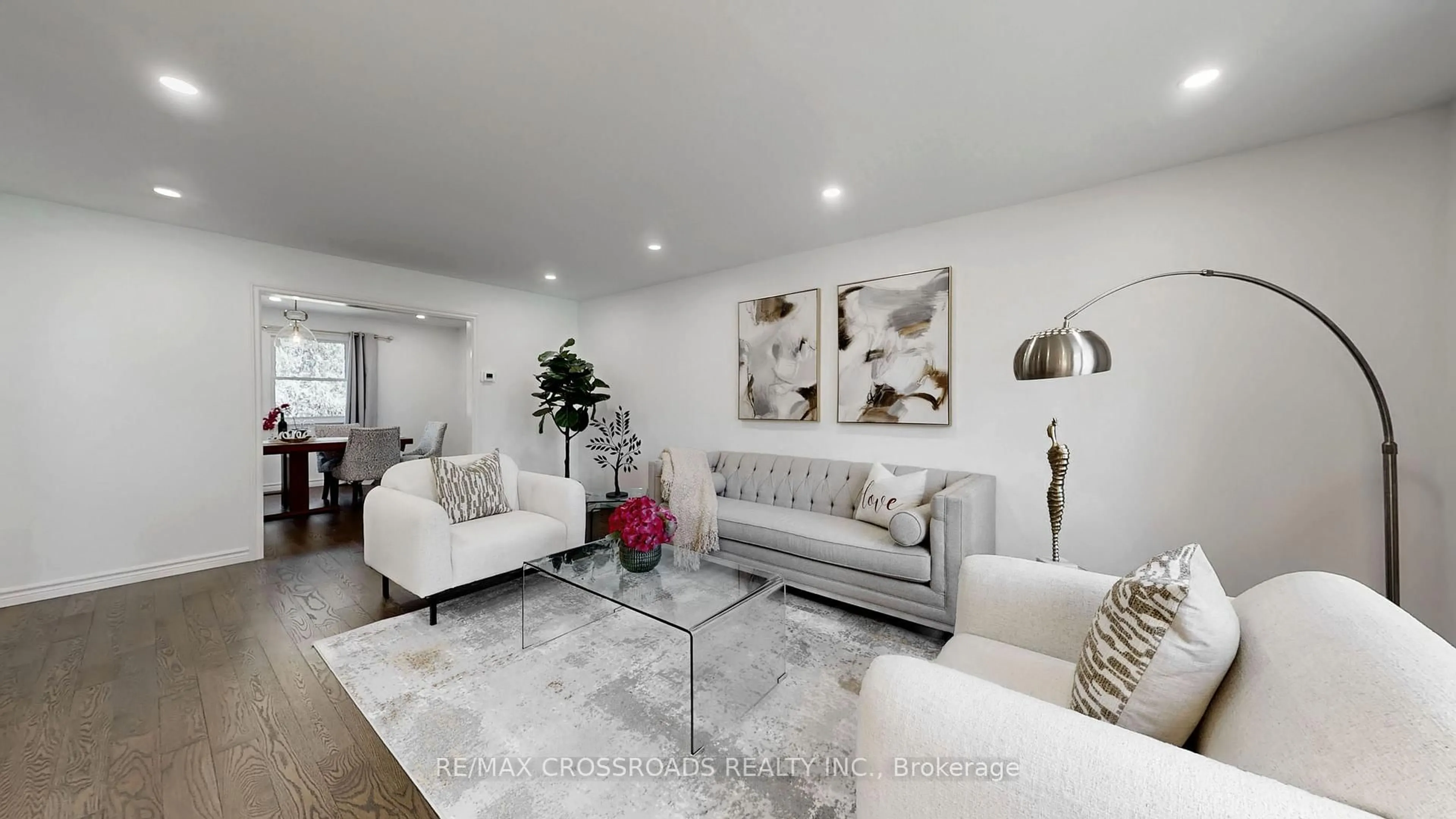 Living room with furniture, unknown for 349 Banbury Rd, Toronto Ontario M2L 2V2
