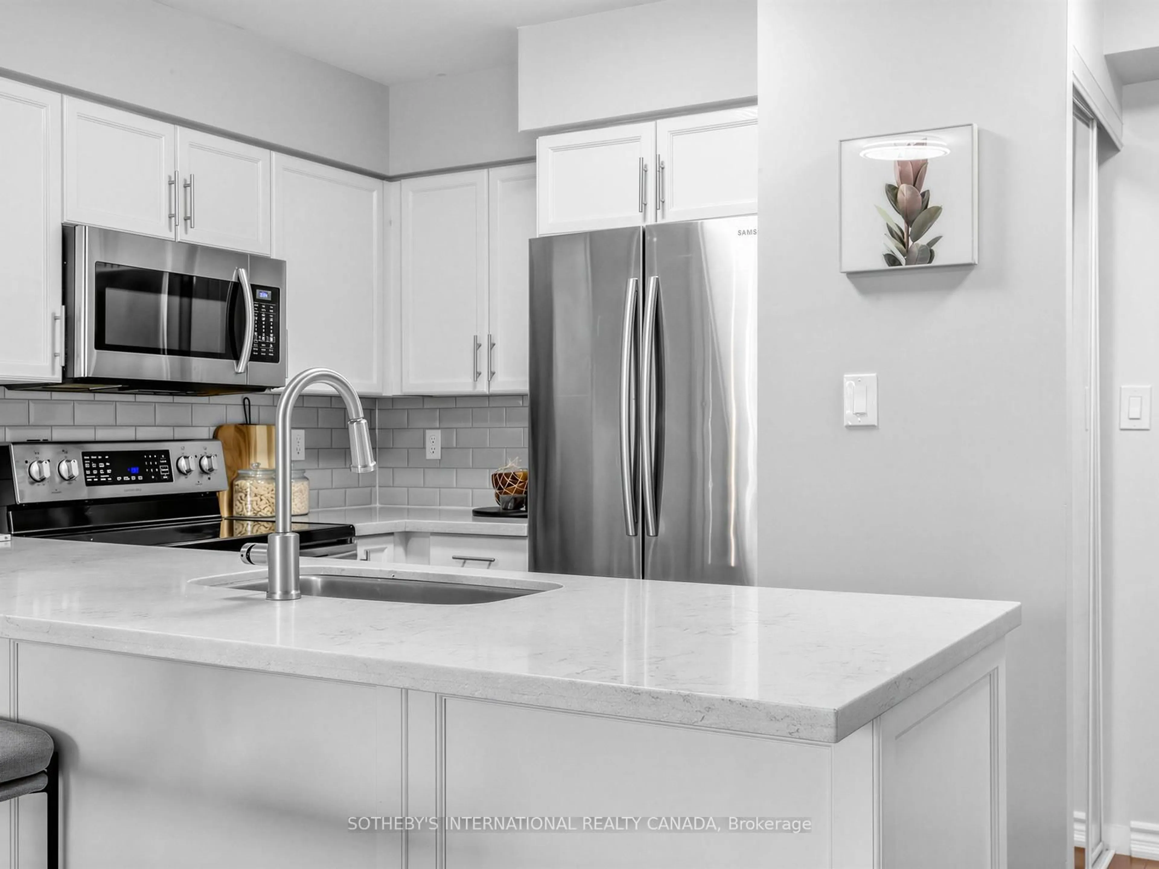 Unknown for 225 Merton St #307, Toronto Ontario M4S 3H1
