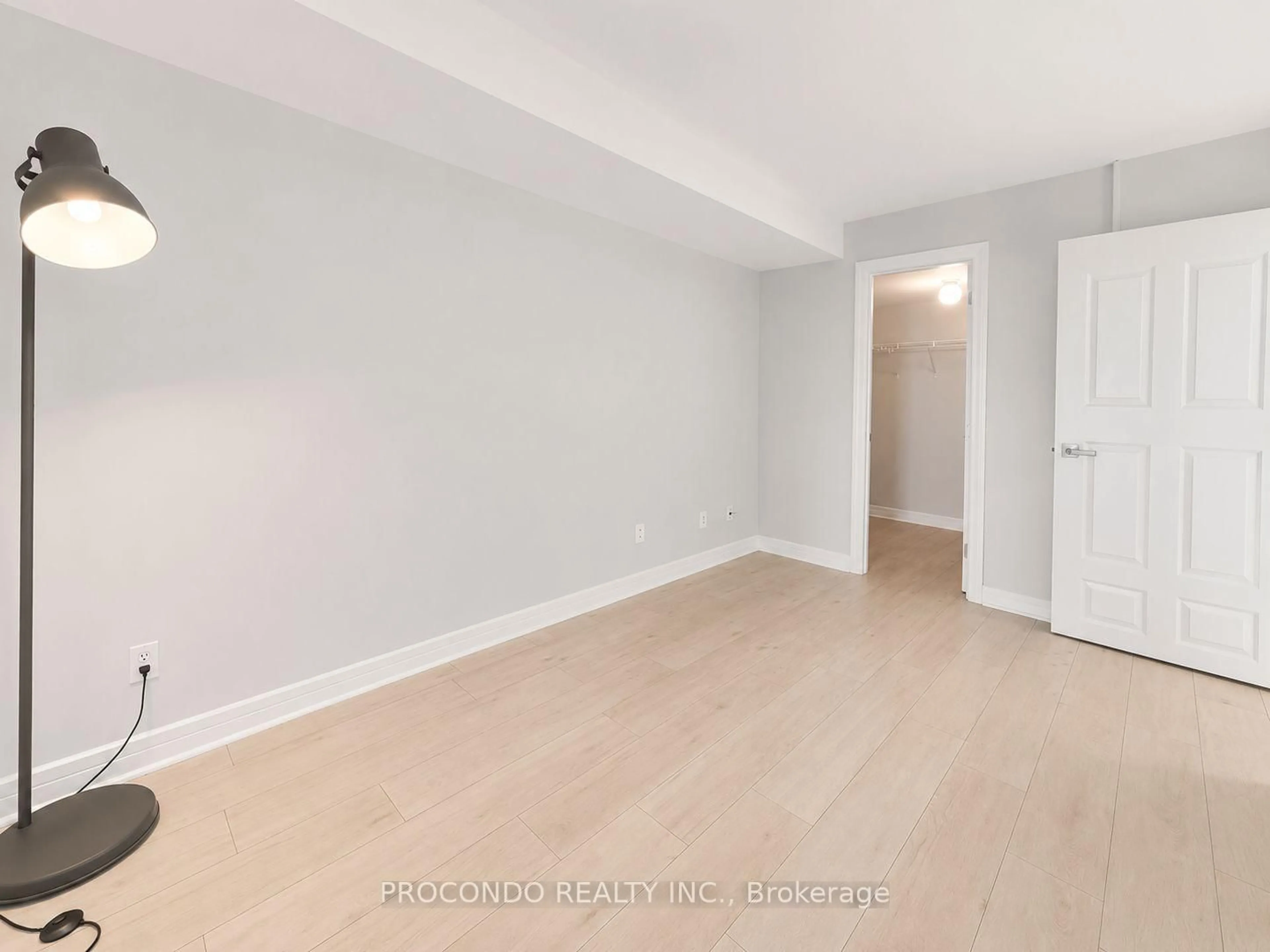 A pic of a room for 18 Harrison Garden Blvd #509, Toronto Ontario M2N 7J7