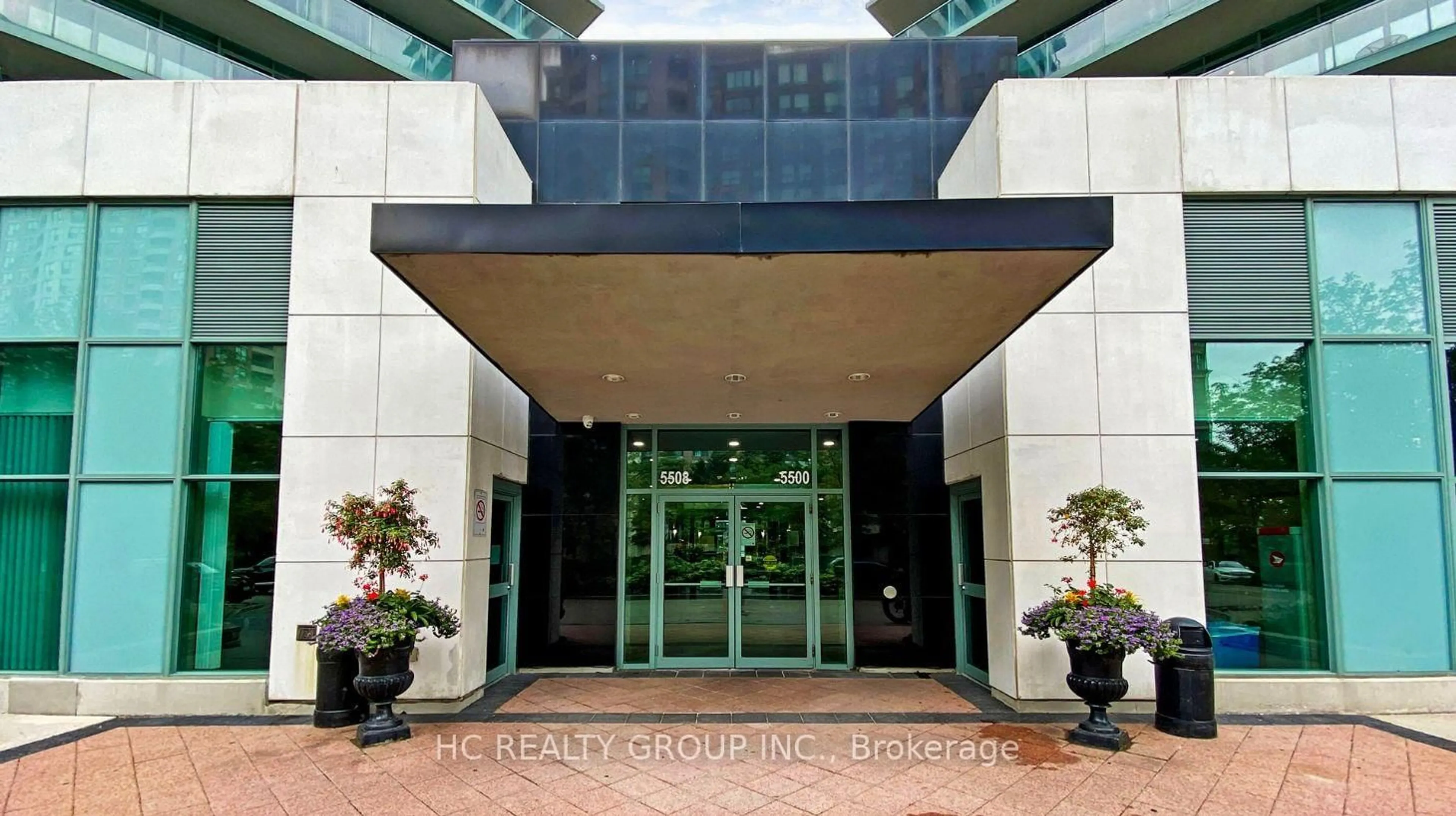 Indoor foyer for 5508 Yonge St #1411, Toronto Ontario M2N 5S2