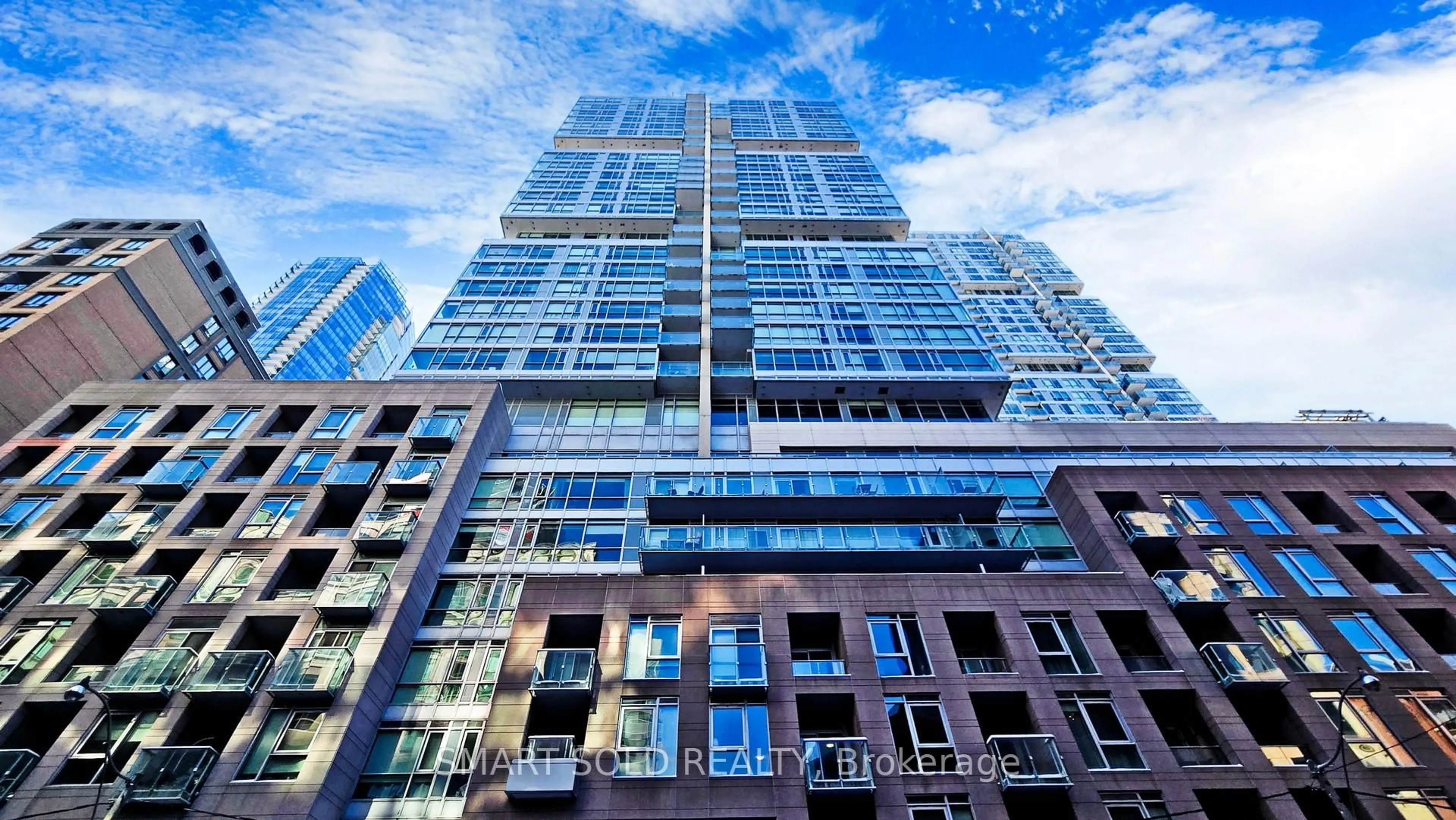 Unknown for 199 Richmond St #1407, Toronto Ontario M5V 0H4