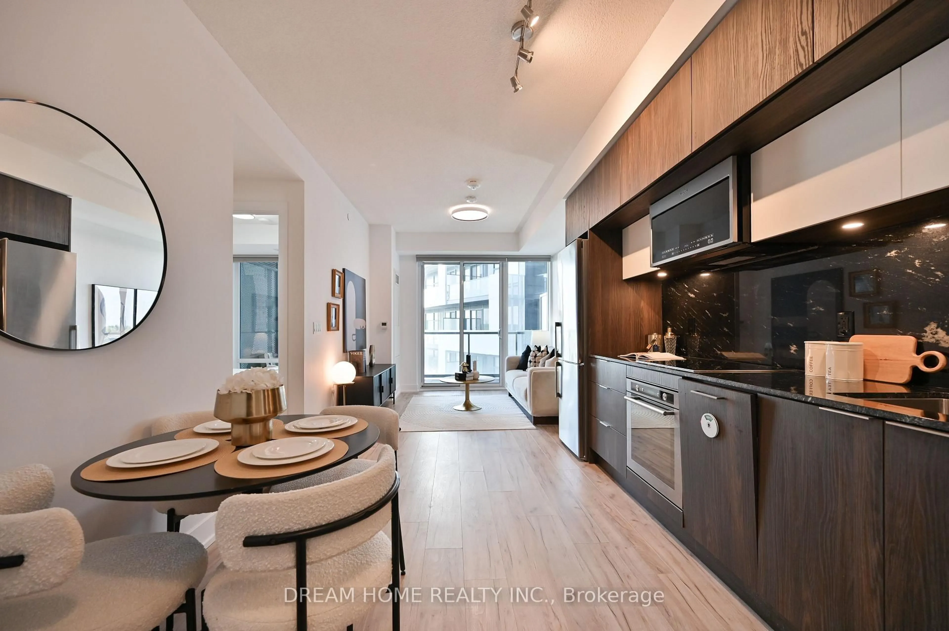 Open concept kitchen, unknown for 25 Adra Grado Way #802, Toronto Ontario M2J 0H6