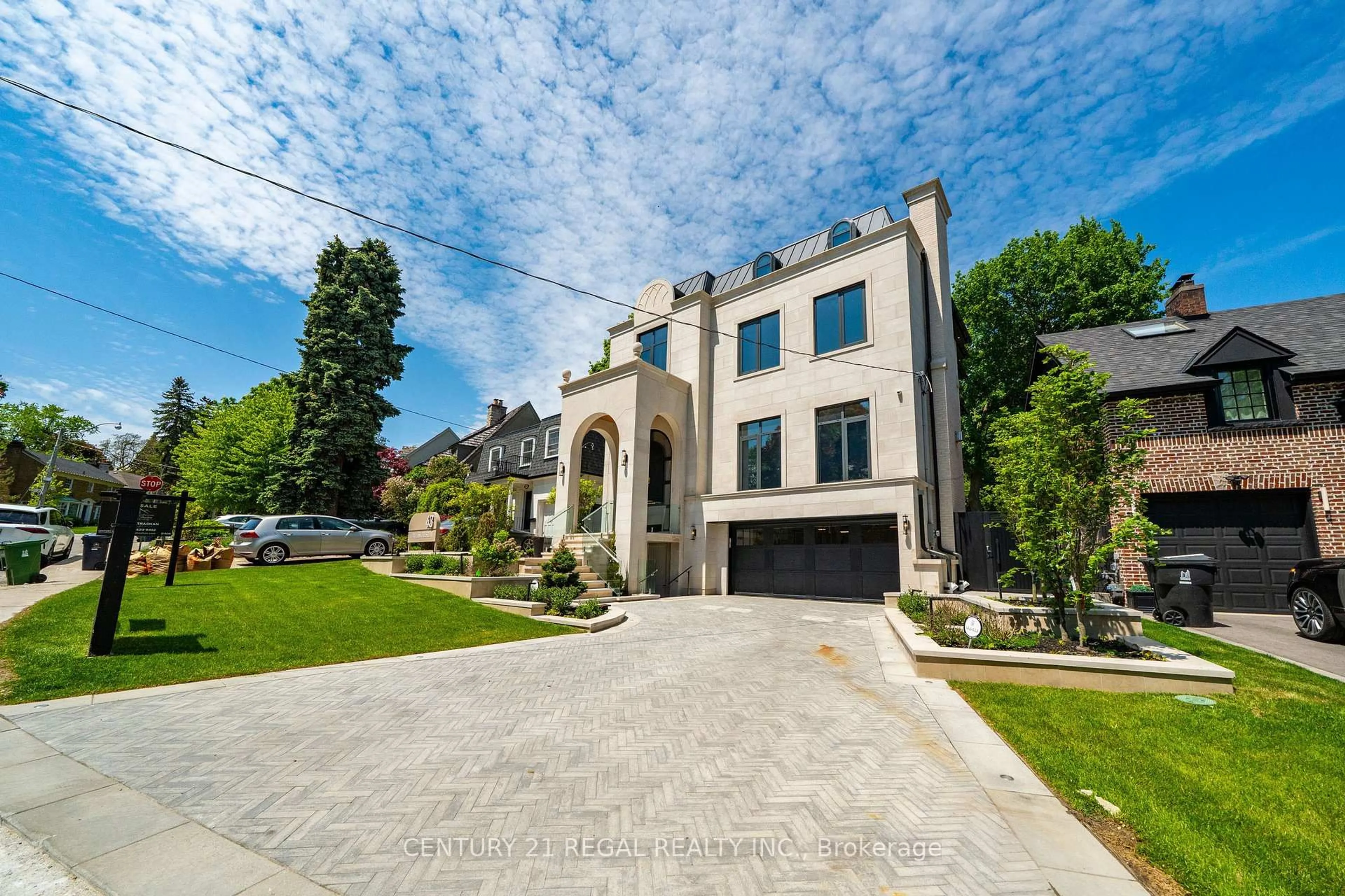 Home with brick exterior material, street for 43 Wanless Cres, Toronto Ontario M4N 3B6