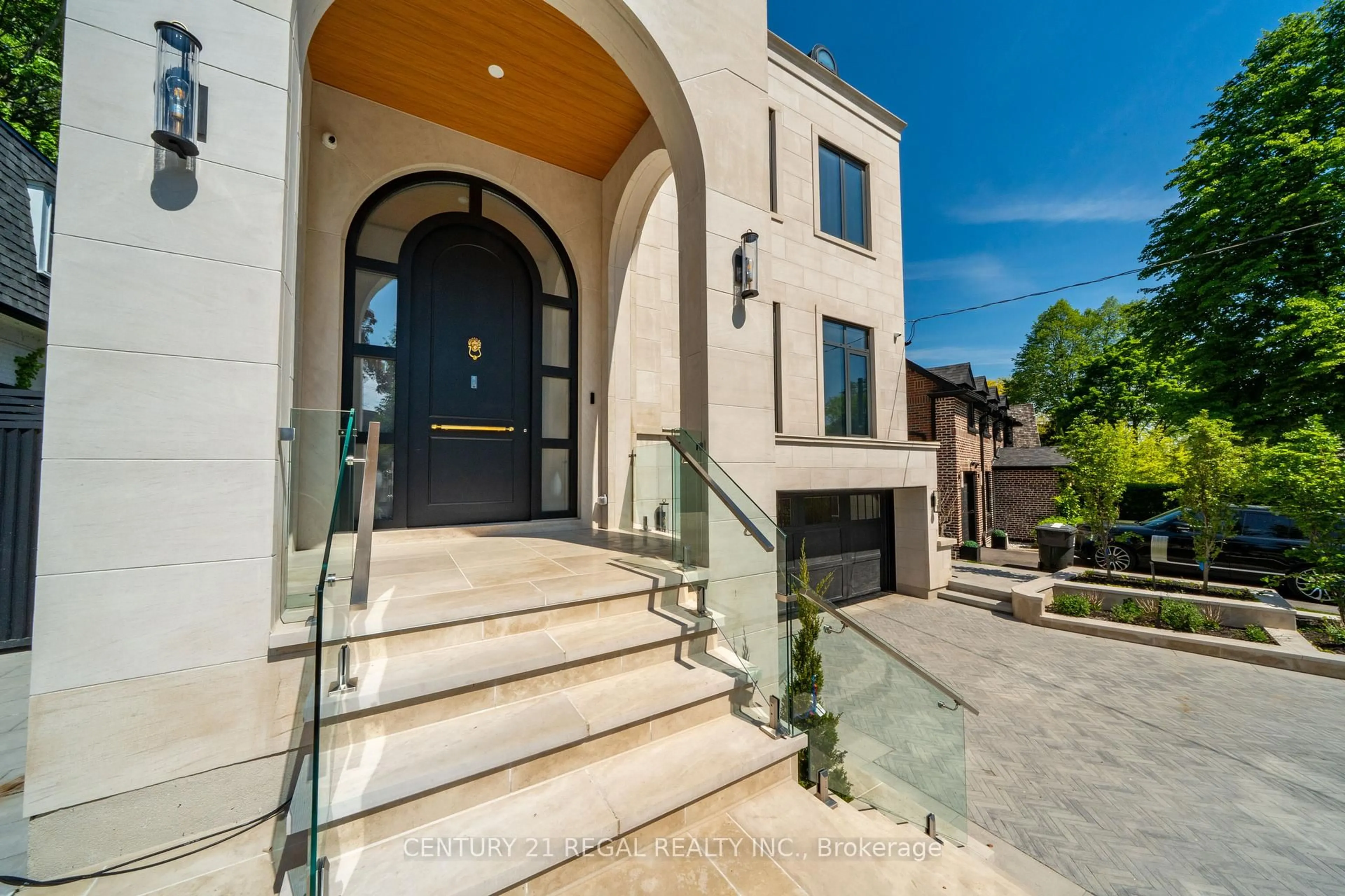Unknown for 43 Wanless Cres, Toronto Ontario M4N 3B6
