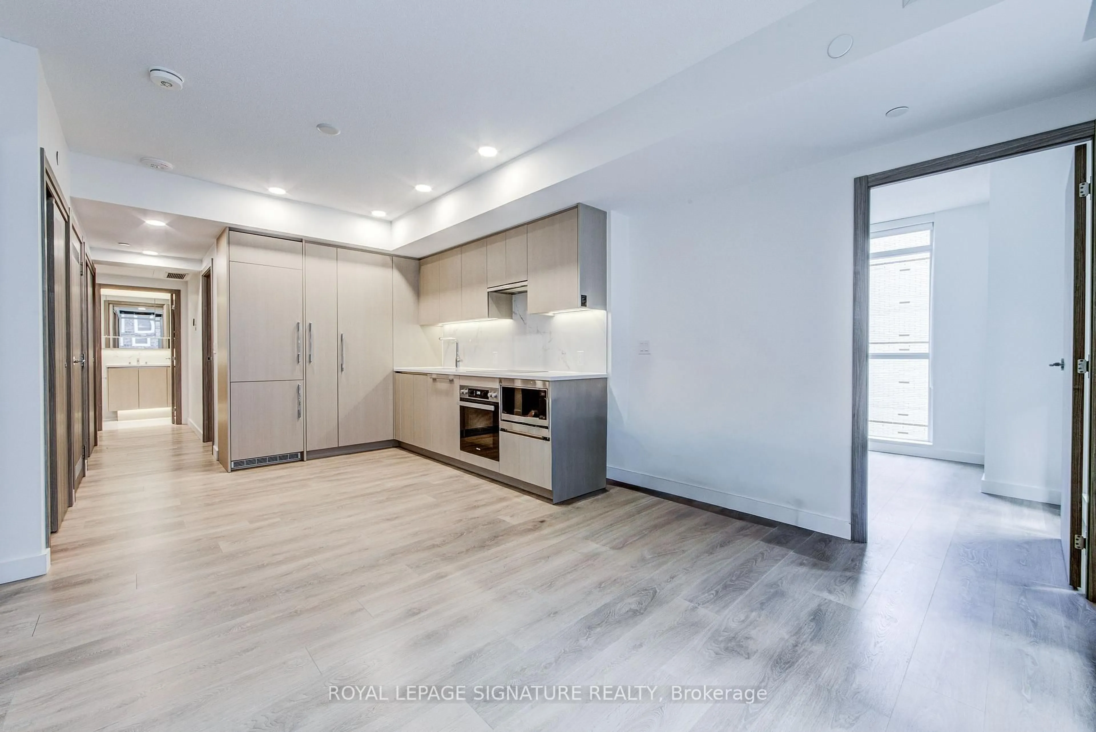Open concept kitchen, unknown for 38 Widmer St #706, Toronto Ontario M5V 0P7