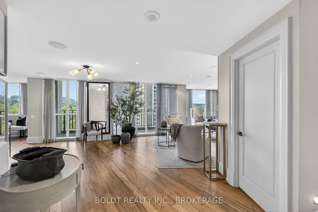 181 Davenport Rd #702, Toronto 4