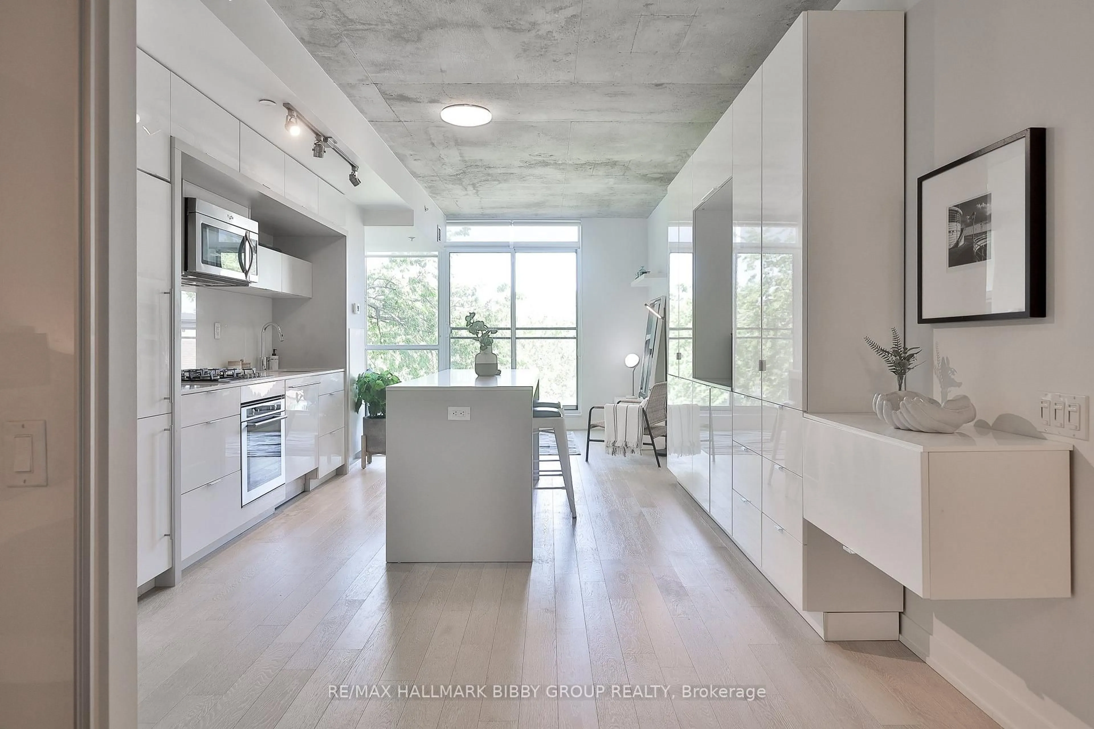 Contemporary kitchen, unknown for 130 Rusholme Rd #309, Toronto Ontario M6H 1A7