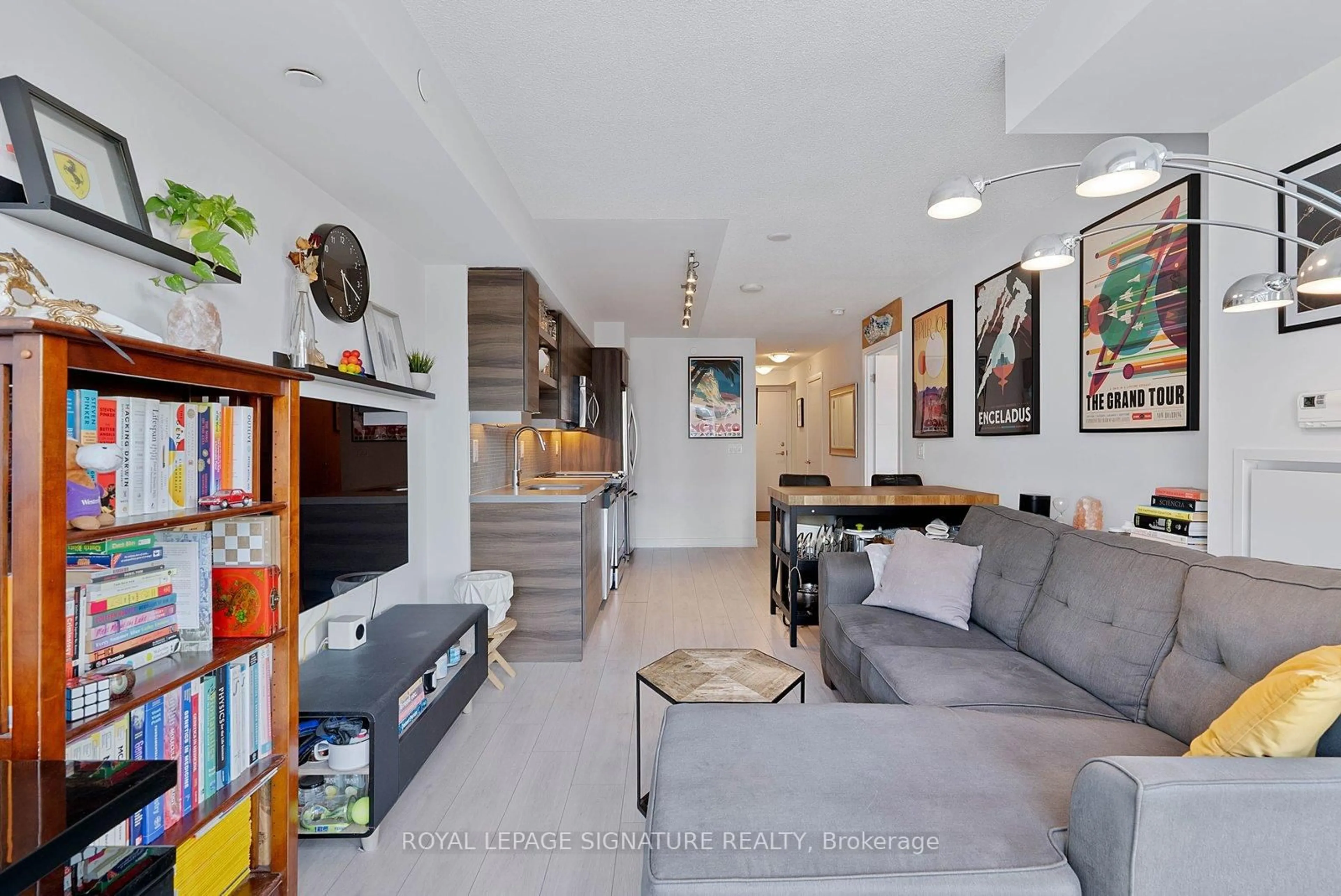 Living room with furniture, unknown for 525 Adelaide St #710, Toronto Ontario M5V 1T6