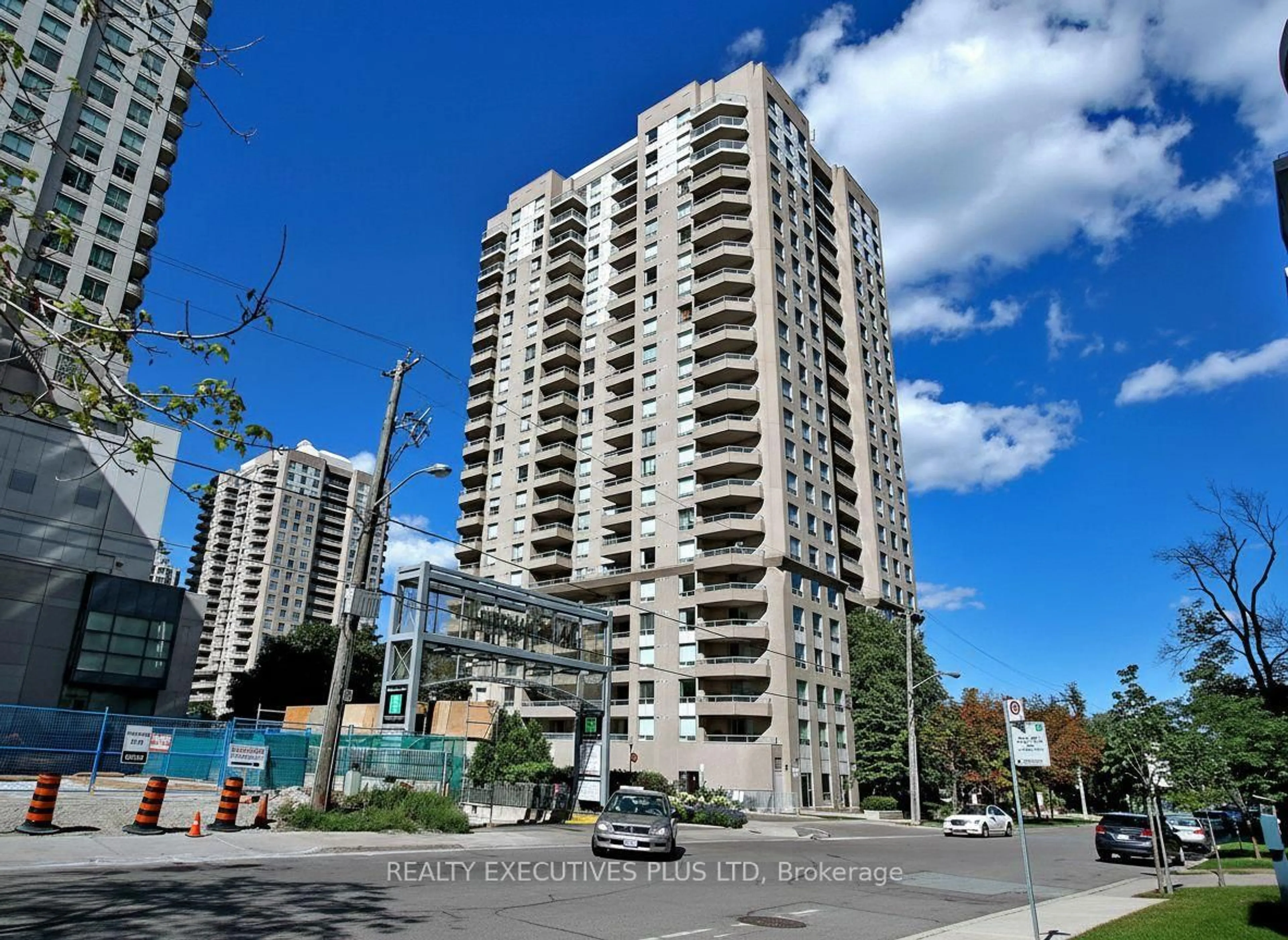 Unknown for 18 Hillcrest Ave #604, Toronto Ontario M2N 6T5
