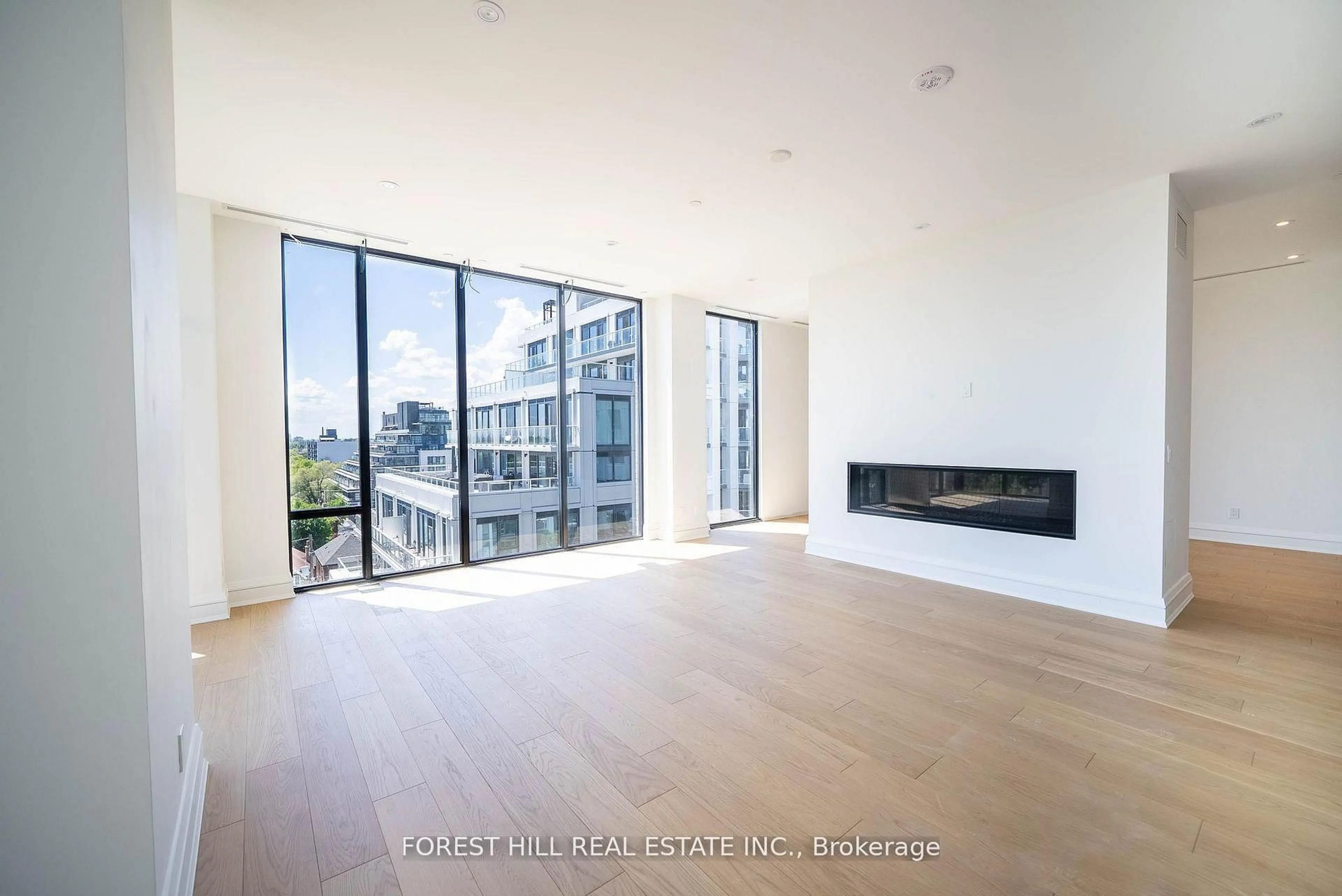 A pic of a room for 2010 Bathurst St #6A, Toronto Ontario M5P 0A8