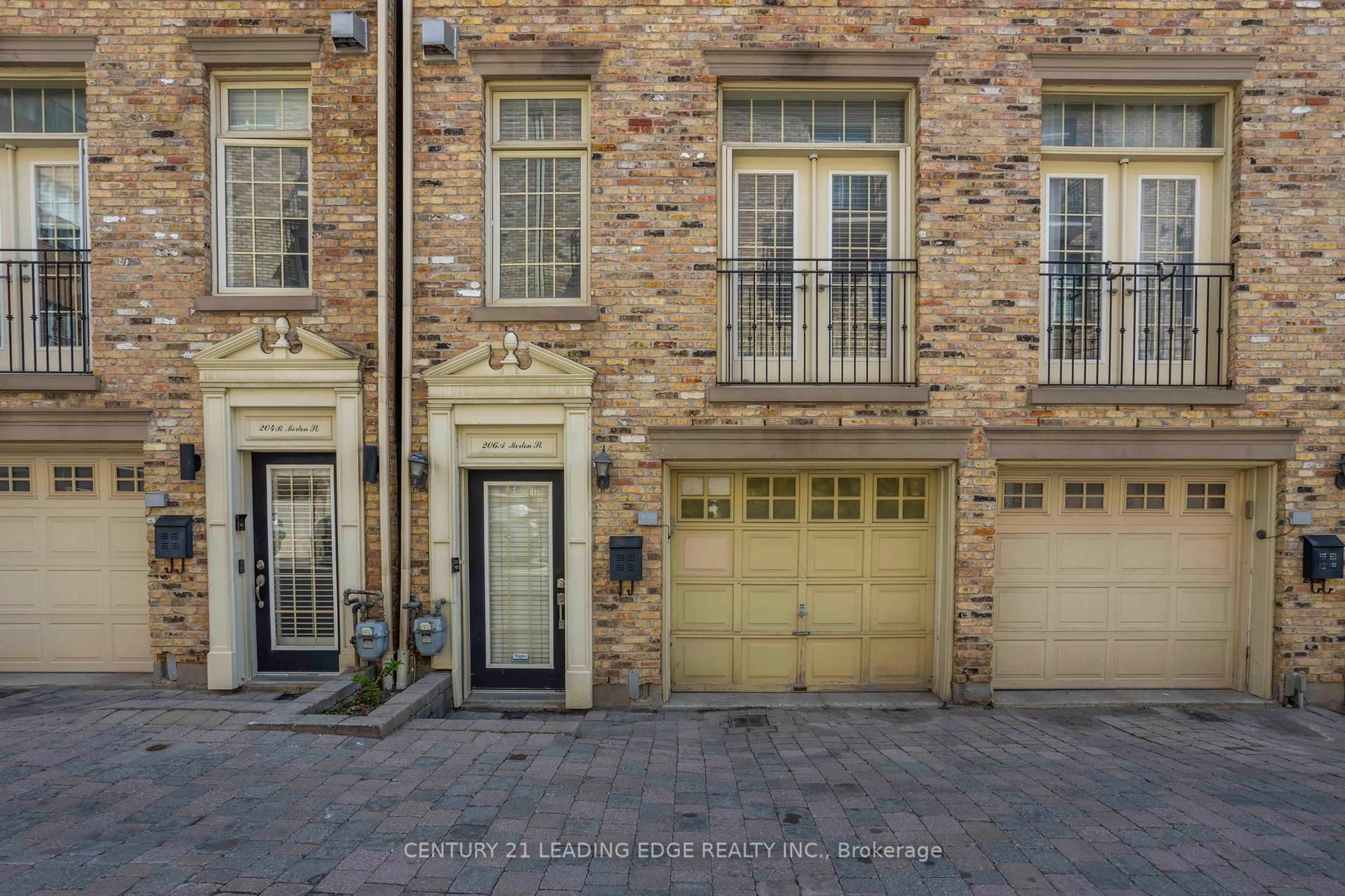 Unknown for 206A Merton St, Toronto Ontario M4S 1A1